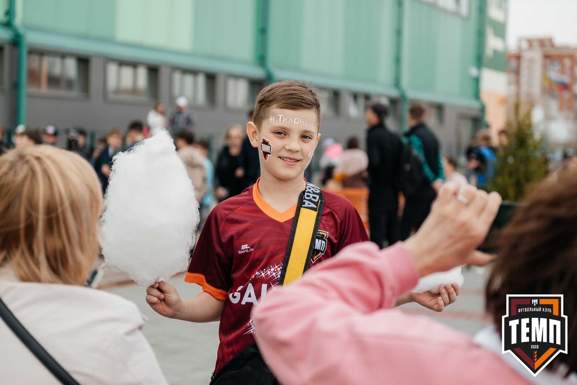 «Темп» 0:1 «Новокузнецк». Третья лига. 05.05.2024 — кадр 1