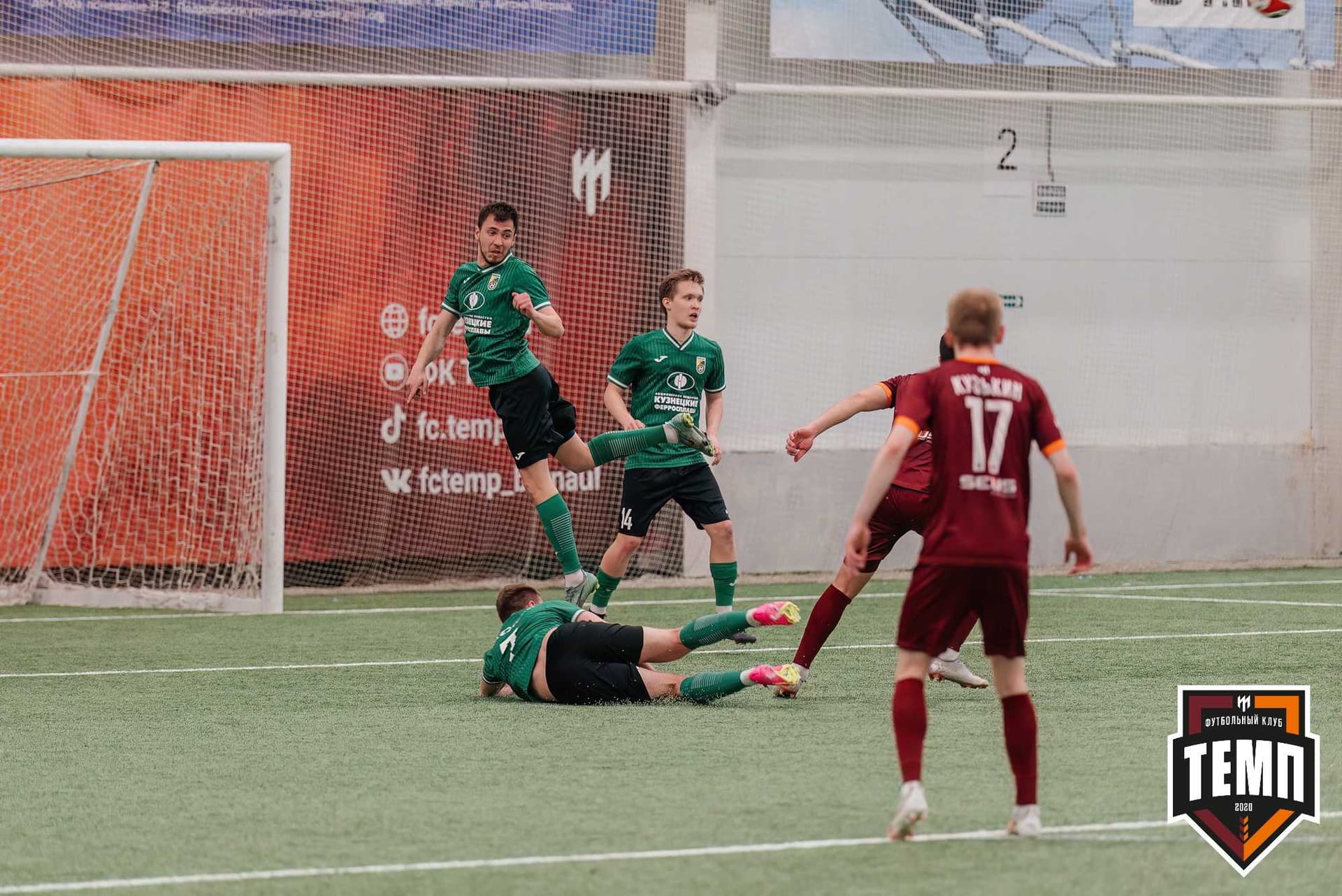 «Темп» 0:1 «Новокузнецк». Третья лига. 05.05.2024 — кадр 157