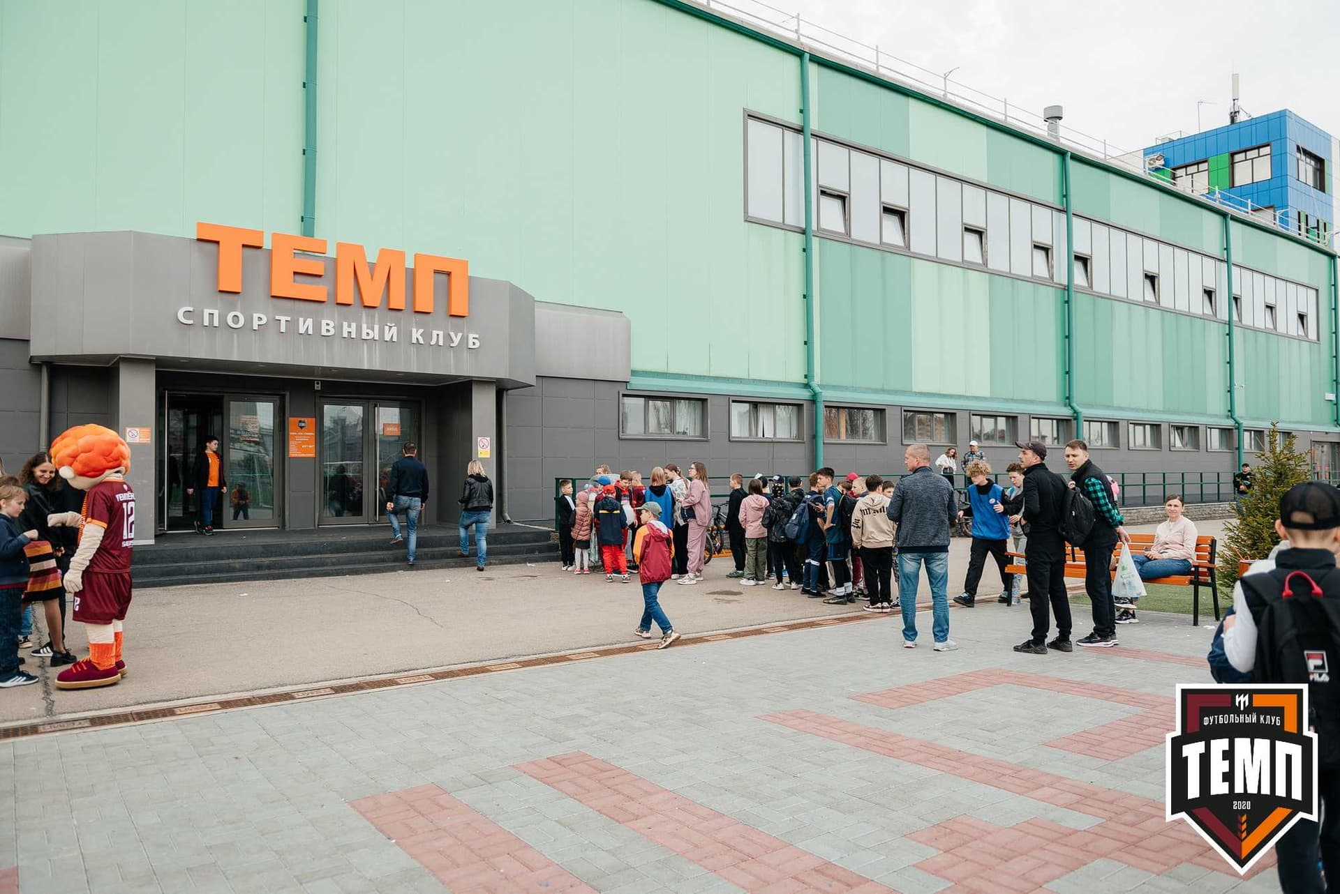 «Темп» 0:1 «Новокузнецк». Третья лига. 05.05.2024 — кадр 2