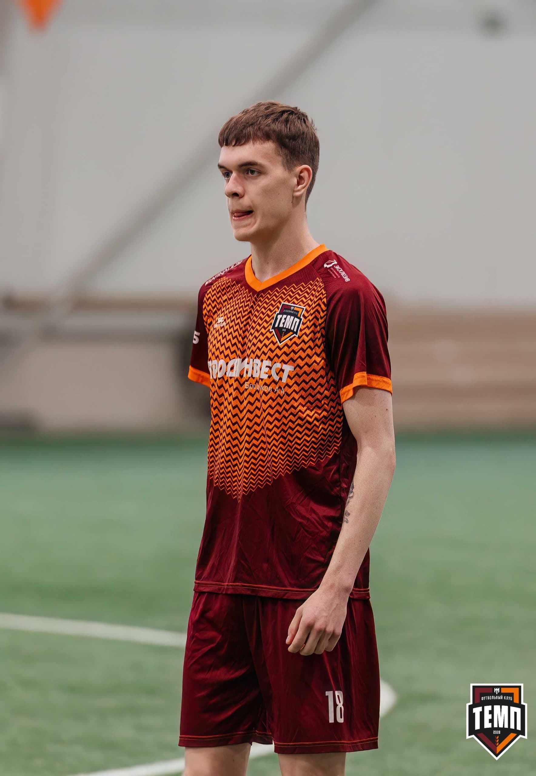 «Темп» 0:1 «Новокузнецк». Третья лига. 05.05.2024 — кадр 90