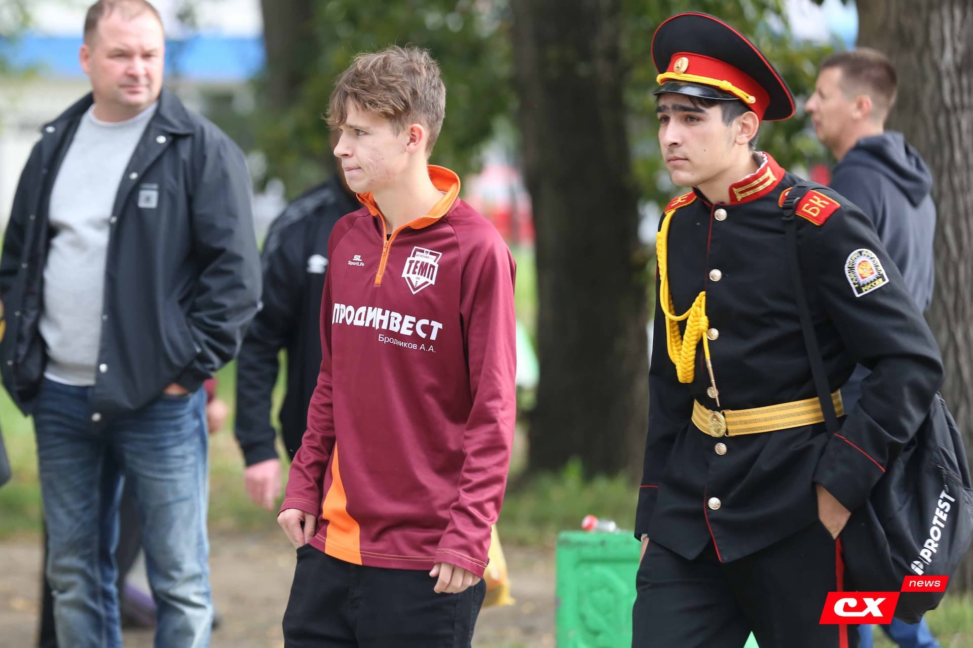 «Темп» 0:1 «Знамя Труда». FONBET Кубок России. 10.09.2025. СМИ: Владимир Мартынов («CX News»), Александр Чёрный («Алтайский спорт»), Виталий Барабаш (Сетевое издание "Толк"), Андрей Каспришин («Алтайская правда») — кадр 104