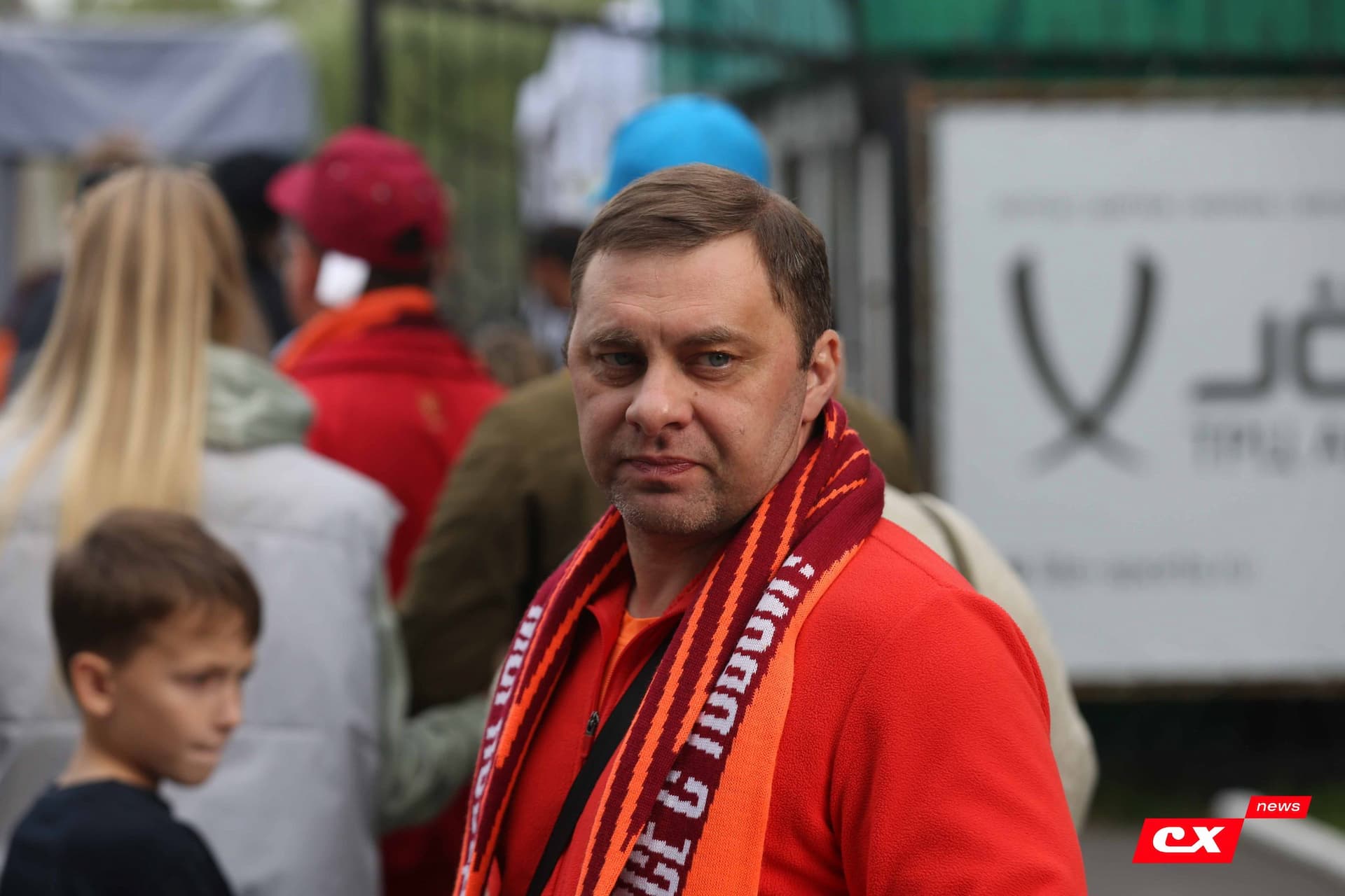 «Темп» 0:1 «Знамя Труда». FONBET Кубок России. 10.09.2025. СМИ: Владимир Мартынов («CX News»), Александр Чёрный («Алтайский спорт»), Виталий Барабаш (Сетевое издание "Толк"), Андрей Каспришин («Алтайская правда») — кадр 106