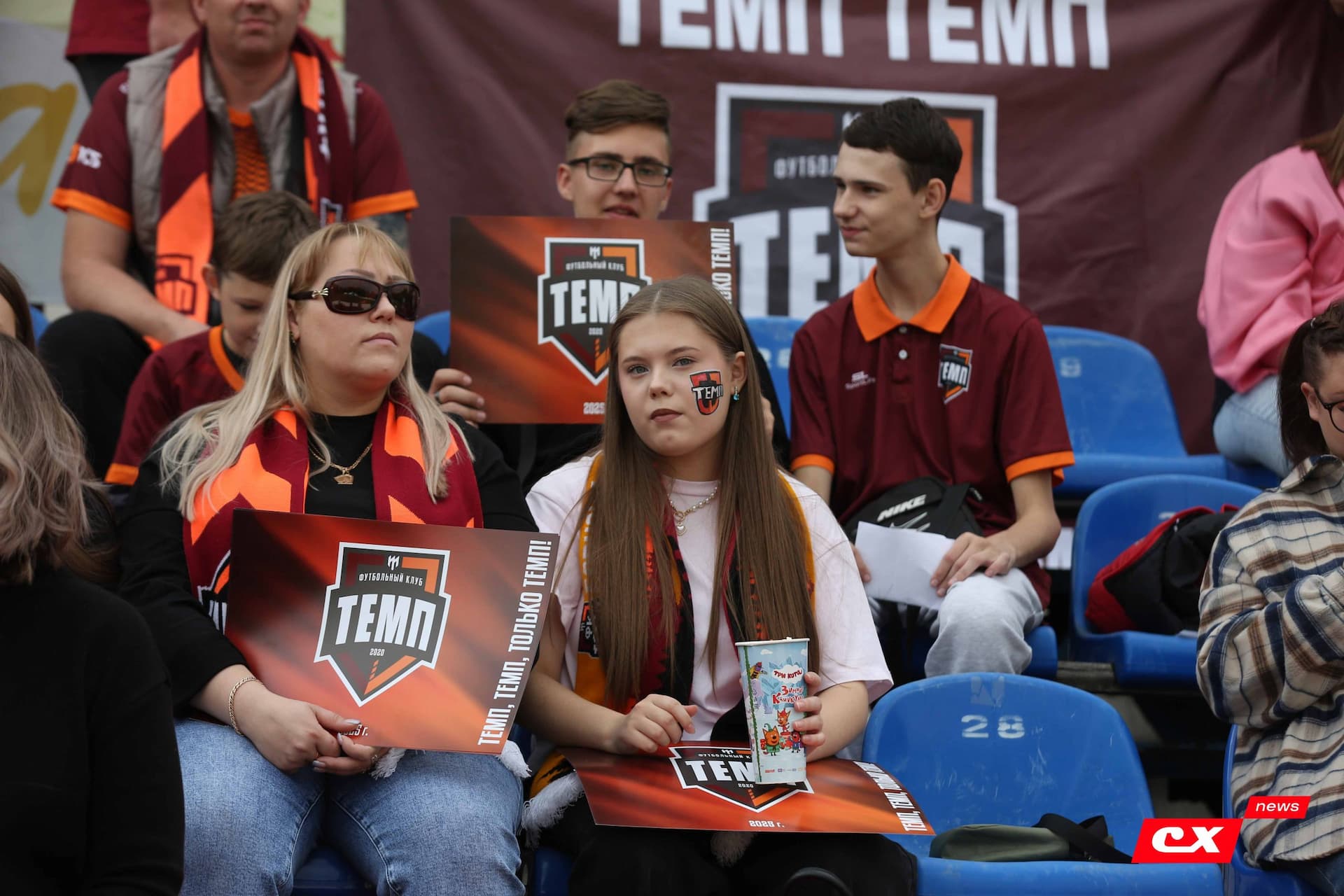 «Темп» 0:1 «Знамя Труда». FONBET Кубок России. 10.09.2025. СМИ: Владимир Мартынов («CX News»), Александр Чёрный («Алтайский спорт»), Виталий Барабаш (Сетевое издание "Толк"), Андрей Каспришин («Алтайская правда») — кадр 121