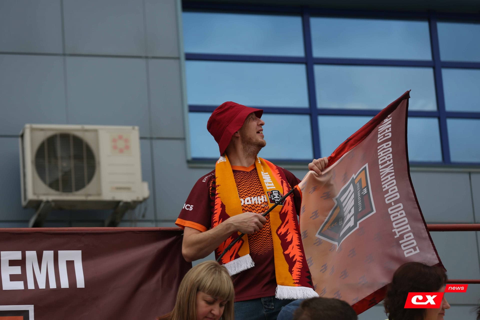 «Темп» 0:1 «Знамя Труда». FONBET Кубок России. 10.09.2025. СМИ: Владимир Мартынов («CX News»), Александр Чёрный («Алтайский спорт»), Виталий Барабаш (Сетевое издание "Толк"), Андрей Каспришин («Алтайская правда») — кадр 122