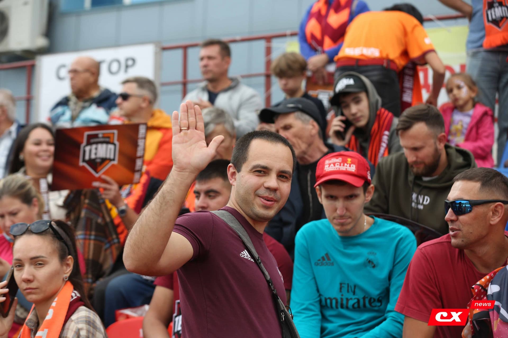 «Темп» 0:1 «Знамя Труда». FONBET Кубок России. 10.09.2025. СМИ: Владимир Мартынов («CX News»), Александр Чёрный («Алтайский спорт»), Виталий Барабаш (Сетевое издание "Толк"), Андрей Каспришин («Алтайская правда») — кадр 129