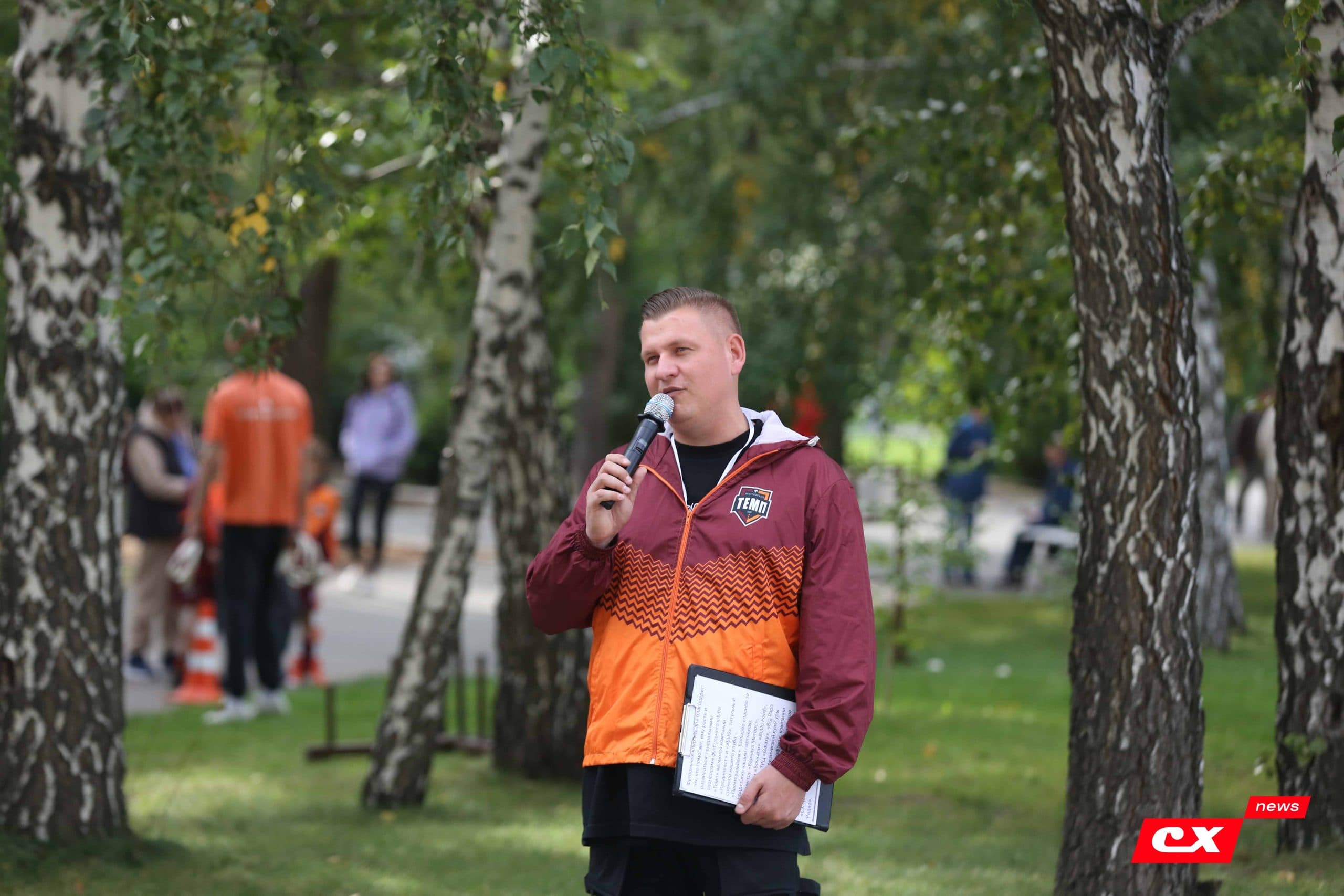 «Темп» 0:1 «Знамя Труда». FONBET Кубок России. 10.09.2025. СМИ: Владимир Мартынов («CX News»), Александр Чёрный («Алтайский спорт»), Виталий Барабаш (Сетевое издание "Толк"), Андрей Каспришин («Алтайская правда») — кадр 19