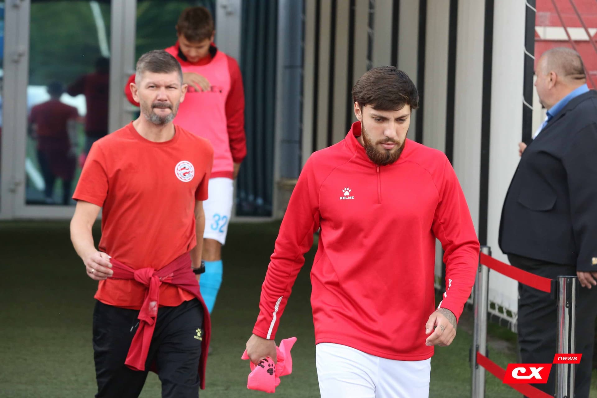 «Темп» 0:1 «Знамя Труда». FONBET Кубок России. 10.09.2025. СМИ: Владимир Мартынов («CX News»), Александр Чёрный («Алтайский спорт»), Виталий Барабаш (Сетевое издание "Толк"), Андрей Каспришин («Алтайская правда») — кадр 184