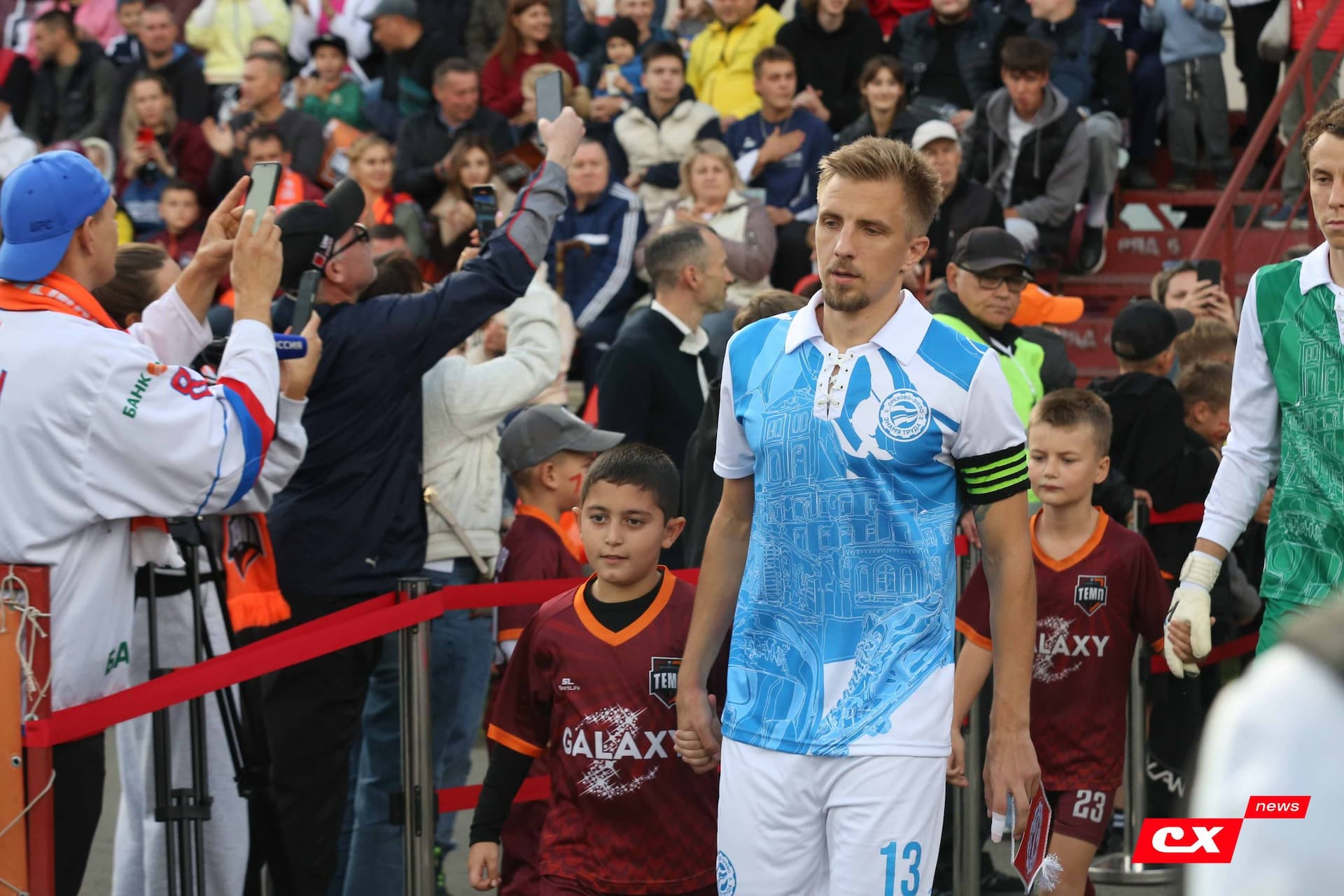 «Темп» 0:1 «Знамя Труда». FONBET Кубок России. 10.09.2025. СМИ: Владимир Мартынов («CX News»), Александр Чёрный («Алтайский спорт»), Виталий Барабаш (Сетевое издание "Толк"), Андрей Каспришин («Алтайская правда») — кадр 190