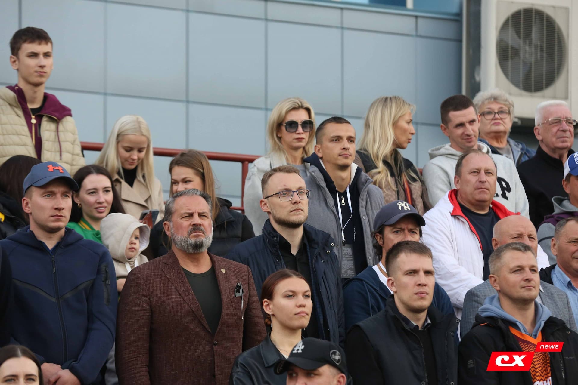 «Темп» 0:1 «Знамя Труда». FONBET Кубок России. 10.09.2025. СМИ: Владимир Мартынов («CX News»), Александр Чёрный («Алтайский спорт»), Виталий Барабаш (Сетевое издание "Толк"), Андрей Каспришин («Алтайская правда») — кадр 226