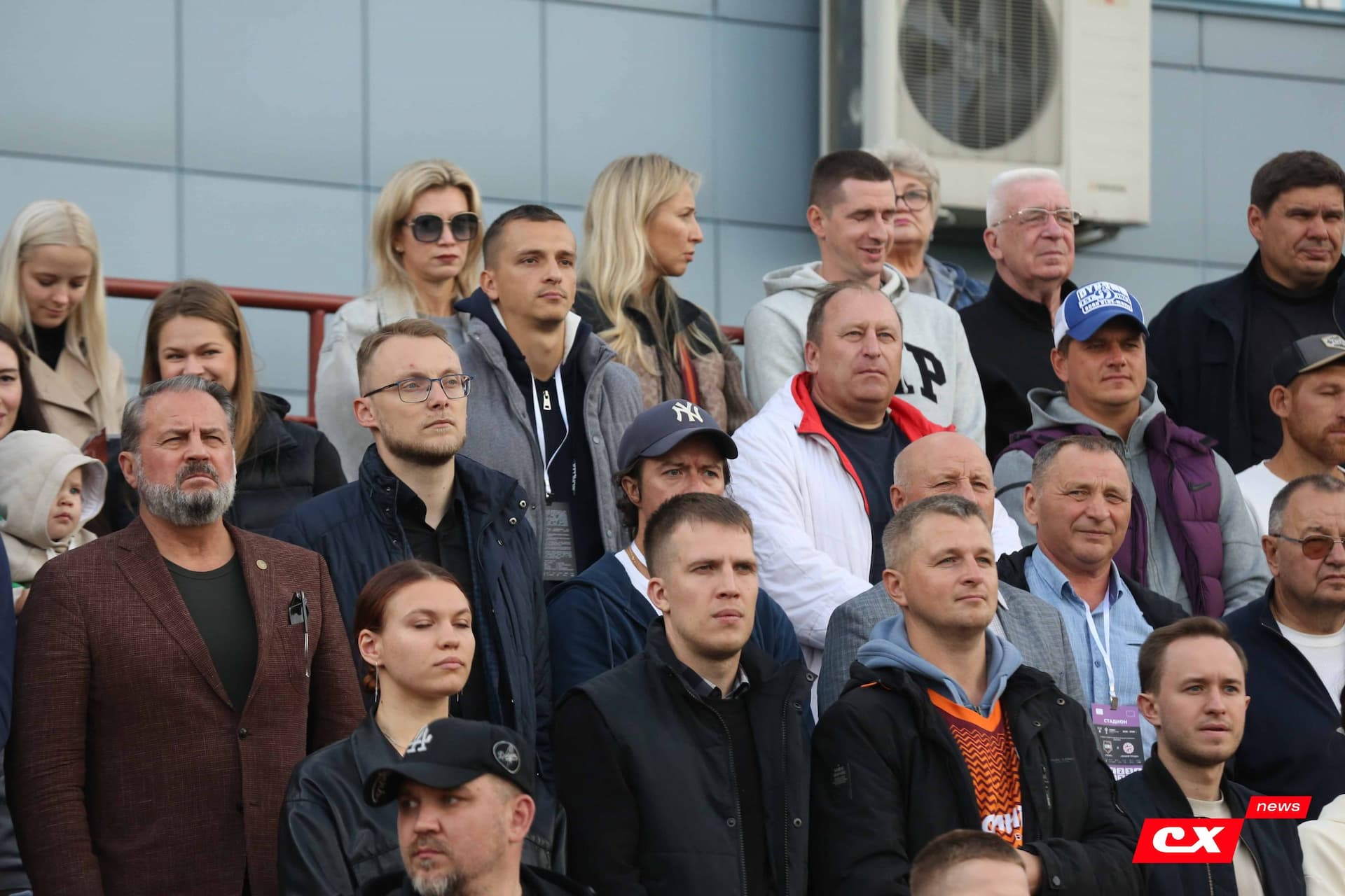 «Темп» 0:1 «Знамя Труда». FONBET Кубок России. 10.09.2025. СМИ: Владимир Мартынов («CX News»), Александр Чёрный («Алтайский спорт»), Виталий Барабаш (Сетевое издание "Толк"), Андрей Каспришин («Алтайская правда») — кадр 227