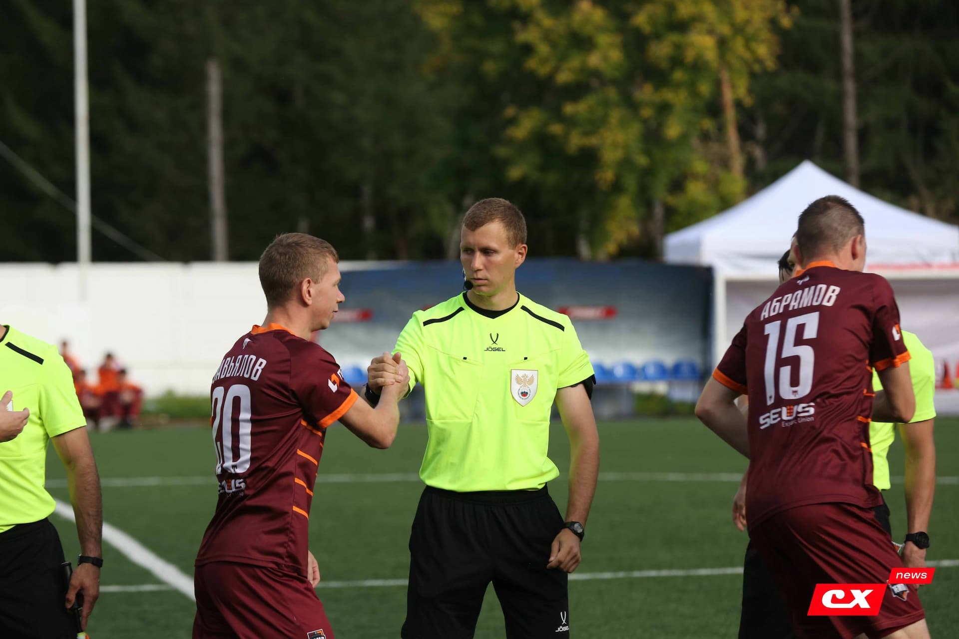 «Темп» 0:1 «Знамя Труда». FONBET Кубок России. 10.09.2025. СМИ: Владимир Мартынов («CX News»), Александр Чёрный («Алтайский спорт»), Виталий Барабаш (Сетевое издание "Толк"), Андрей Каспришин («Алтайская правда») — кадр 236