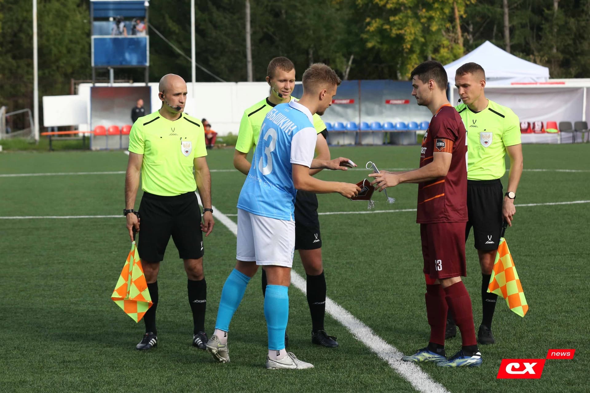 «Темп» 0:1 «Знамя Труда». FONBET Кубок России. 10.09.2025. СМИ: Владимир Мартынов («CX News»), Александр Чёрный («Алтайский спорт»), Виталий Барабаш (Сетевое издание "Толк"), Андрей Каспришин («Алтайская правда») — кадр 238