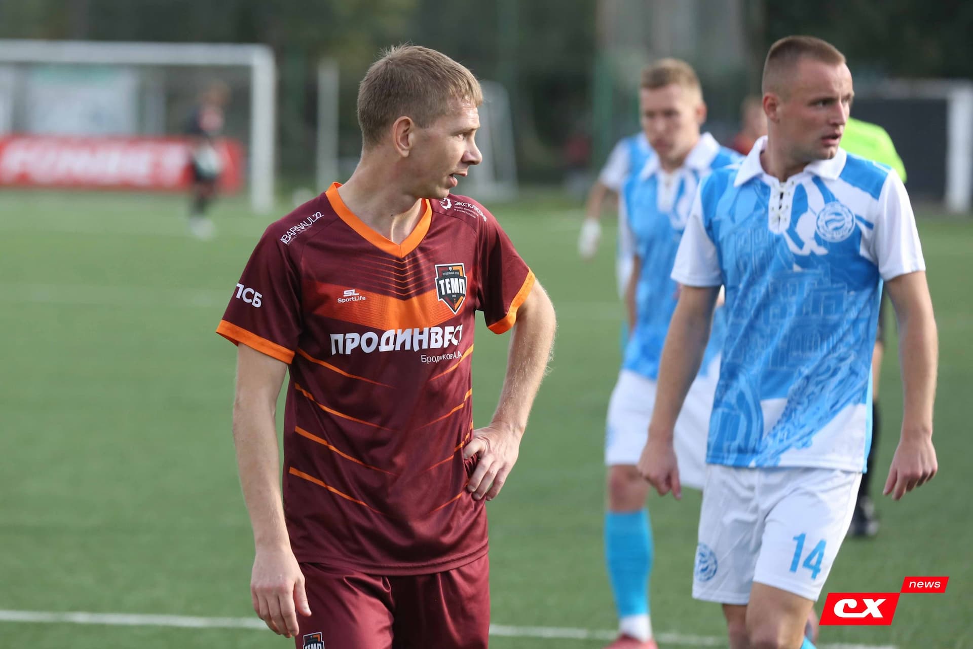 «Темп» 0:1 «Знамя Труда». FONBET Кубок России. 10.09.2025. СМИ: Владимир Мартынов («CX News»), Александр Чёрный («Алтайский спорт»), Виталий Барабаш (Сетевое издание "Толк"), Андрей Каспришин («Алтайская правда») — кадр 324