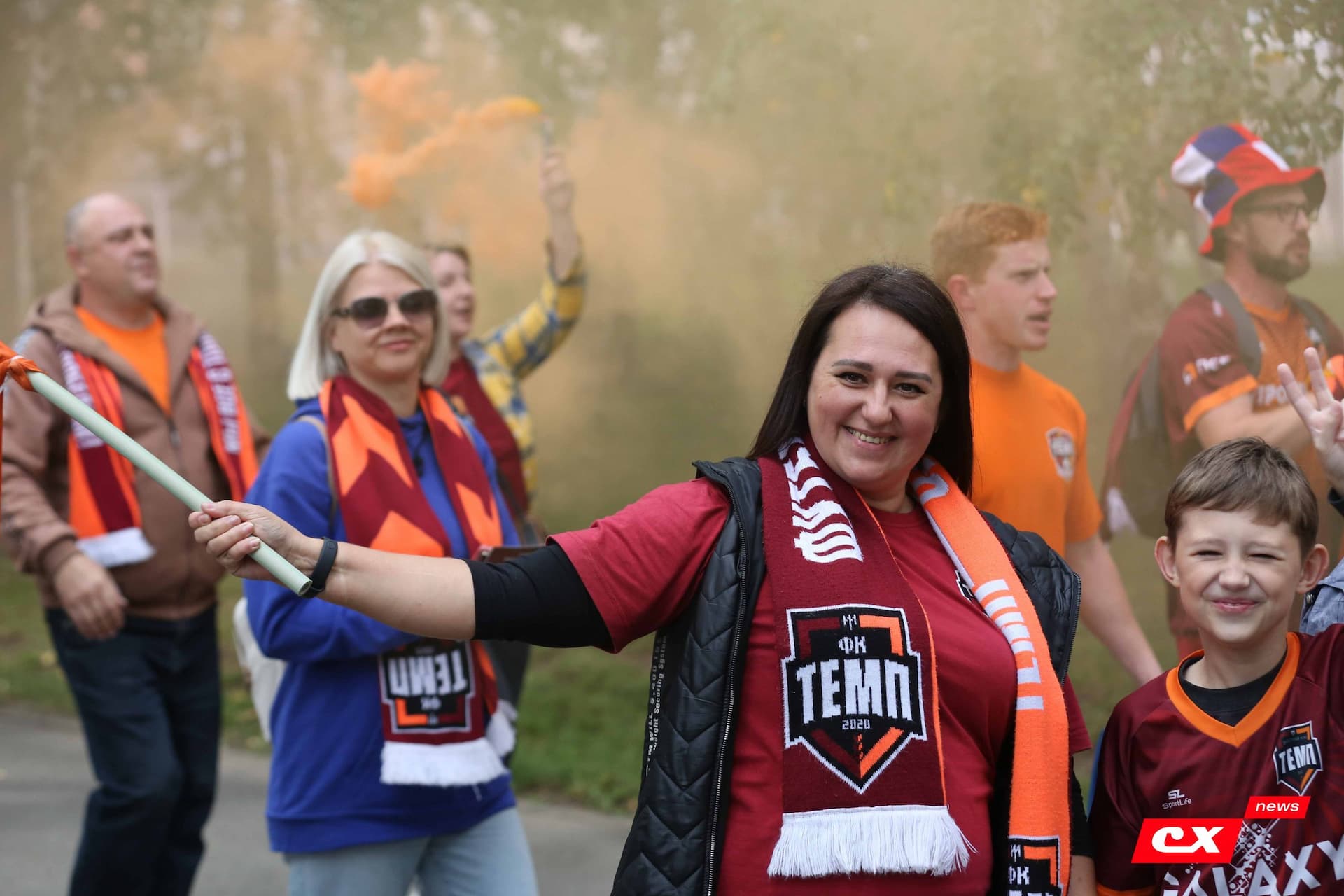 «Темп» 0:1 «Знамя Труда». FONBET Кубок России. 10.09.2025. СМИ: Владимир Мартынов («CX News»), Александр Чёрный («Алтайский спорт»), Виталий Барабаш (Сетевое издание "Толк"), Андрей Каспришин («Алтайская правда») — кадр 11