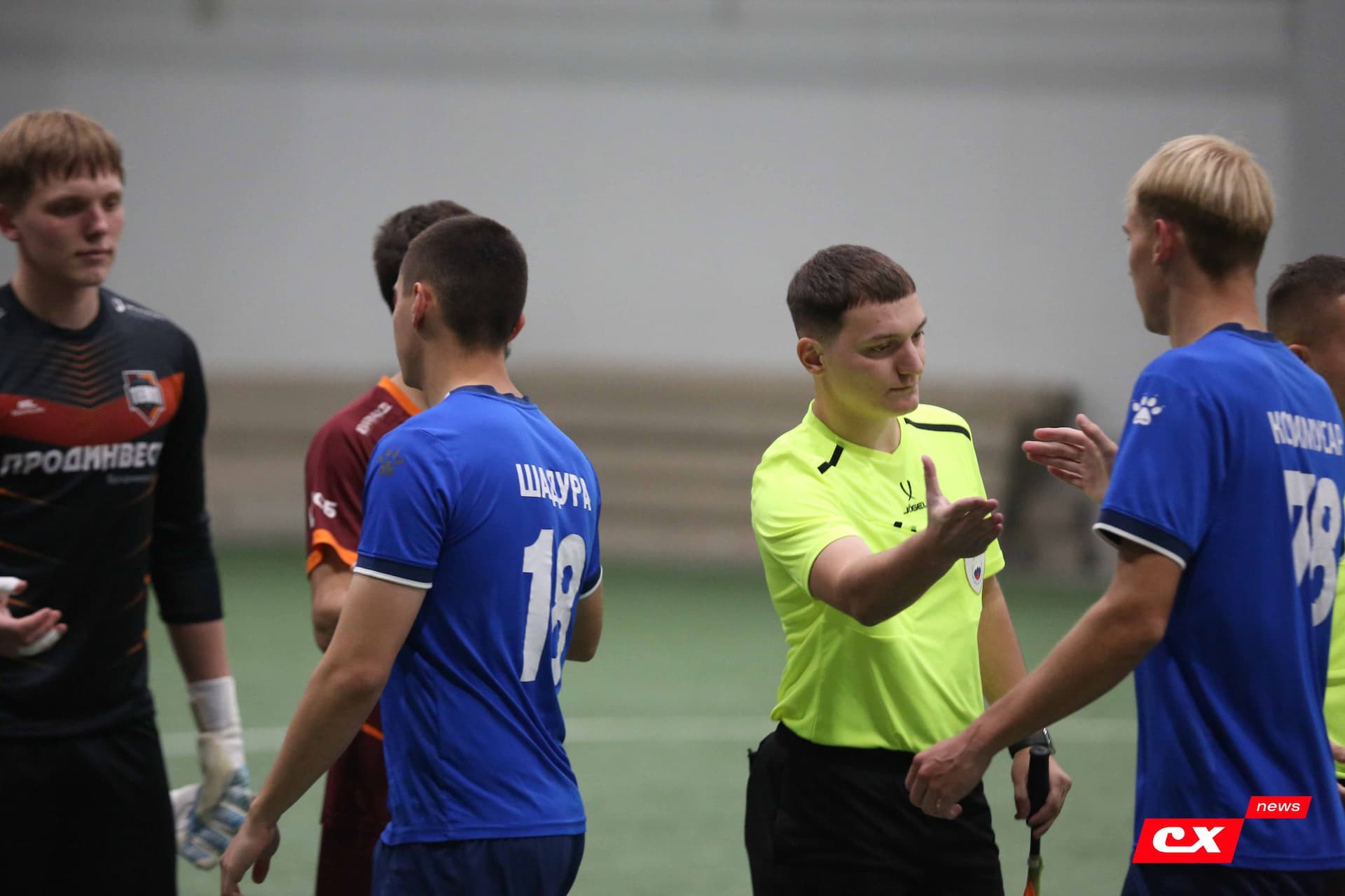 «Темп» 1:0 «Динамо-Барнаул-М». Третья лига. 05.10.2025. Александр Чёрный («Алтайский спорт»), Владимир Мартынов («CX News») — кадр 172