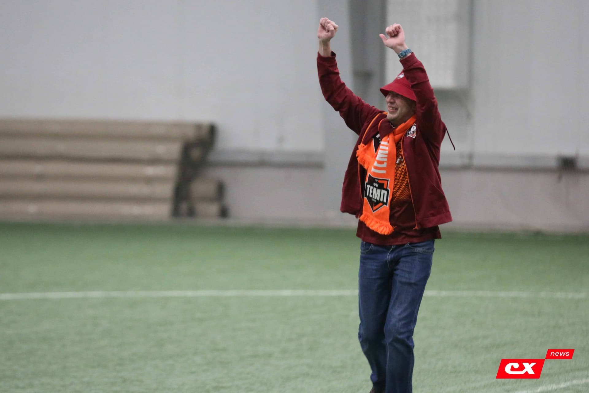 «Темп» 1:0 «Динамо-Барнаул-М». Третья лига. 05.10.2025. Александр Чёрный («Алтайский спорт»), Владимир Мартынов («CX News») — кадр 187