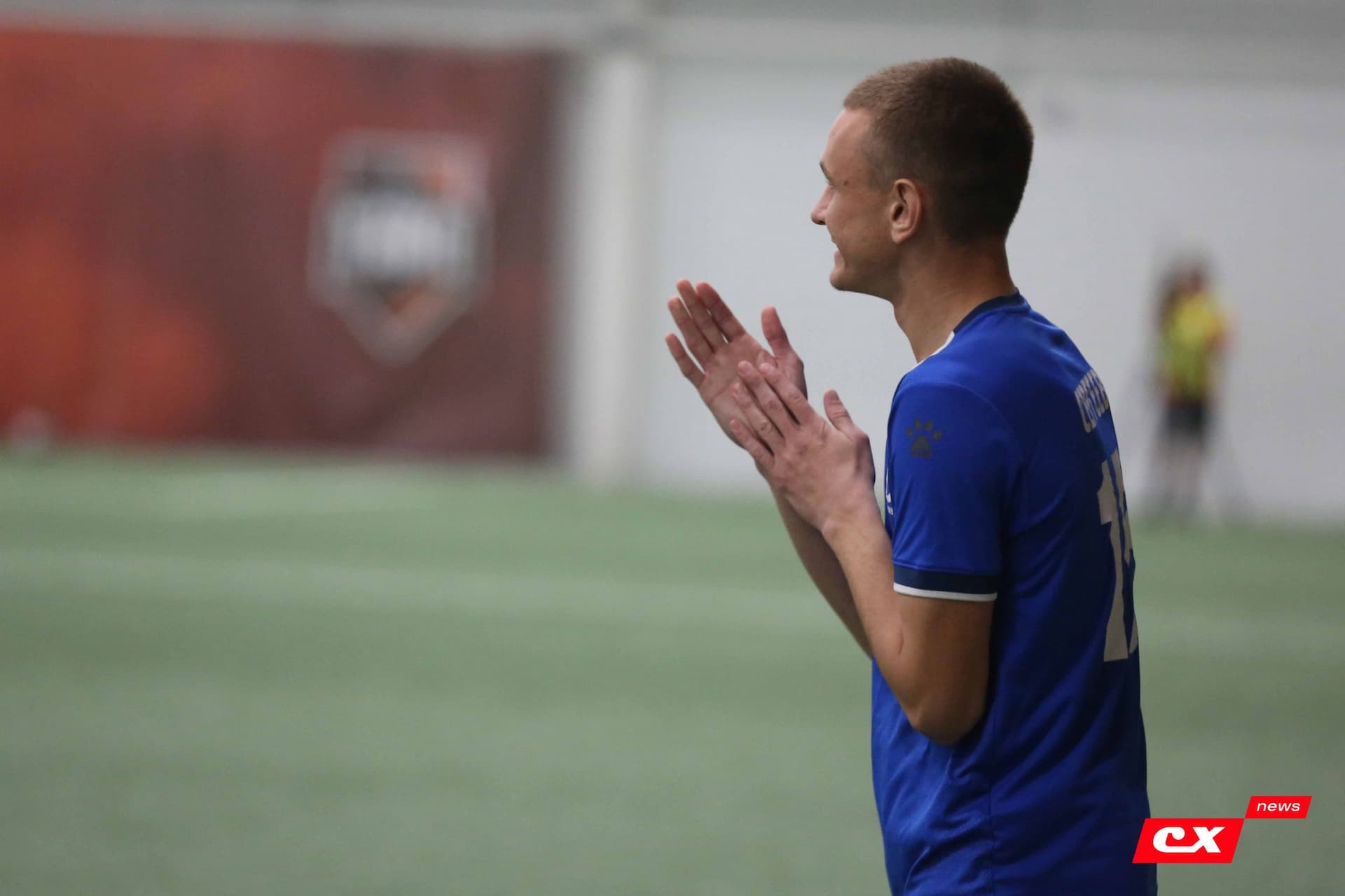 «Темп» 1:0 «Динамо-Барнаул-М». Третья лига. 05.10.2025. Александр Чёрный («Алтайский спорт»), Владимир Мартынов («CX News») — кадр 200