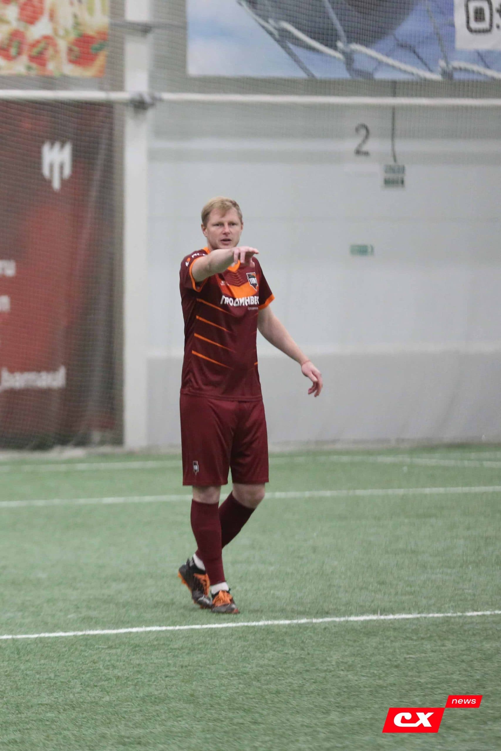 «Темп» 1:0 «Динамо-Барнаул-М». Третья лига. 05.10.2025. Александр Чёрный («Алтайский спорт»), Владимир Мартынов («CX News») — кадр 208