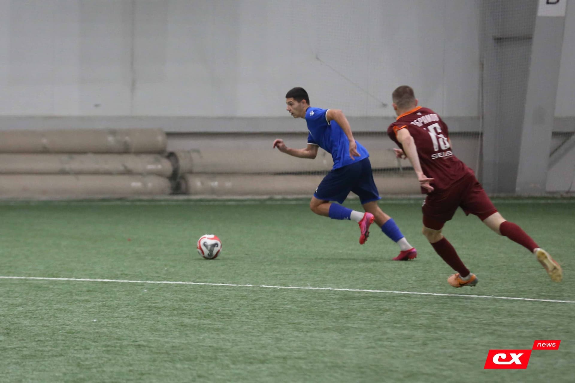 «Темп» 1:0 «Динамо-Барнаул-М». Третья лига. 05.10.2025. Александр Чёрный («Алтайский спорт»), Владимир Мартынов («CX News») — кадр 211