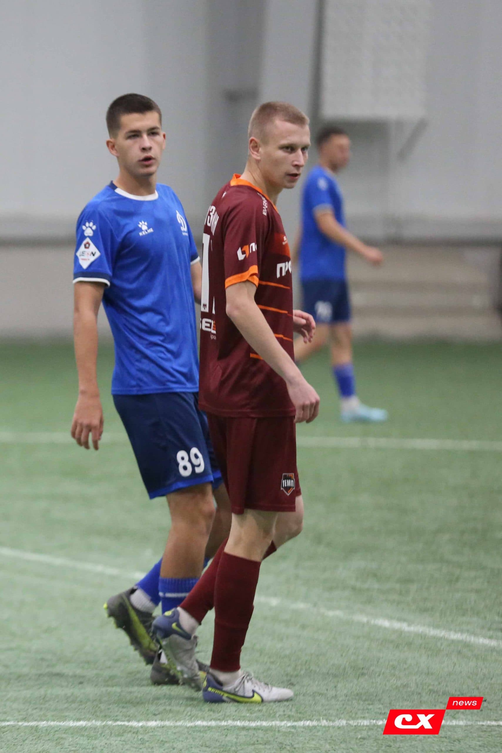 «Темп» 1:0 «Динамо-Барнаул-М». Третья лига. 05.10.2025. Александр Чёрный («Алтайский спорт»), Владимир Мартынов («CX News») — кадр 223