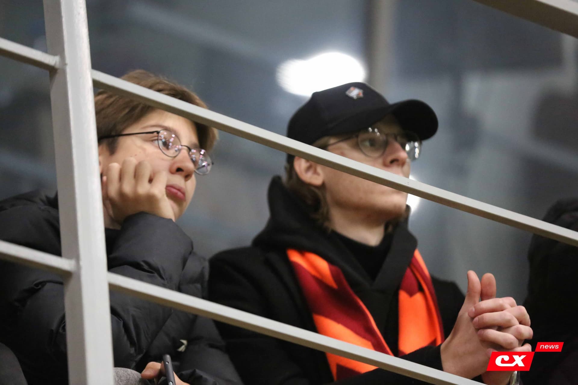 «Темп» 1:0 «Динамо-Барнаул-М». Третья лига. 05.10.2025. Александр Чёрный («Алтайский спорт»), Владимир Мартынов («CX News») — кадр 228