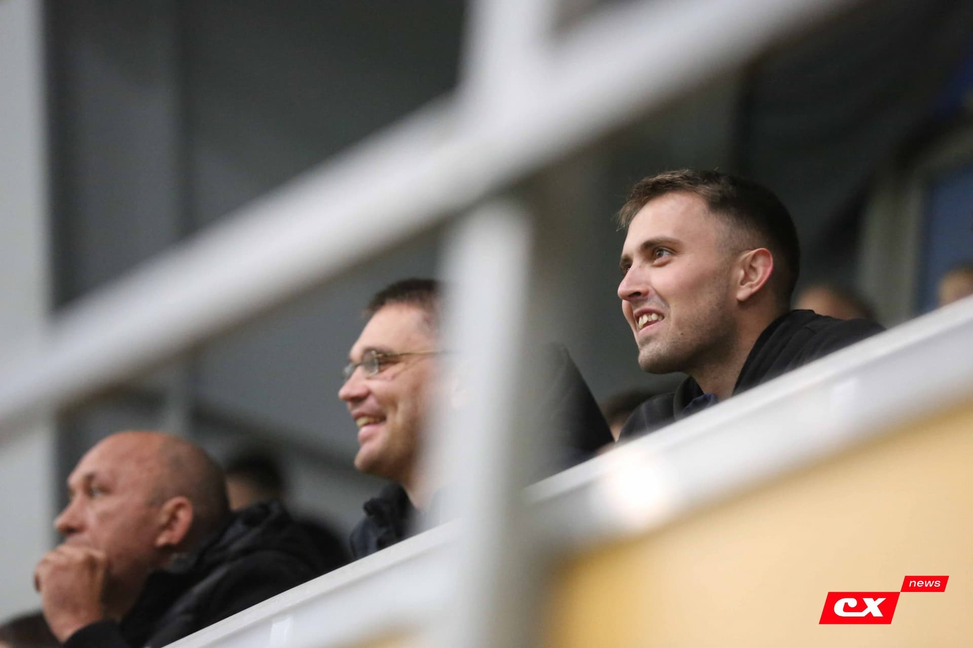 «Темп» 1:0 «Динамо-Барнаул-М». Третья лига. 05.10.2025. Александр Чёрный («Алтайский спорт»), Владимир Мартынов («CX News») — кадр 237