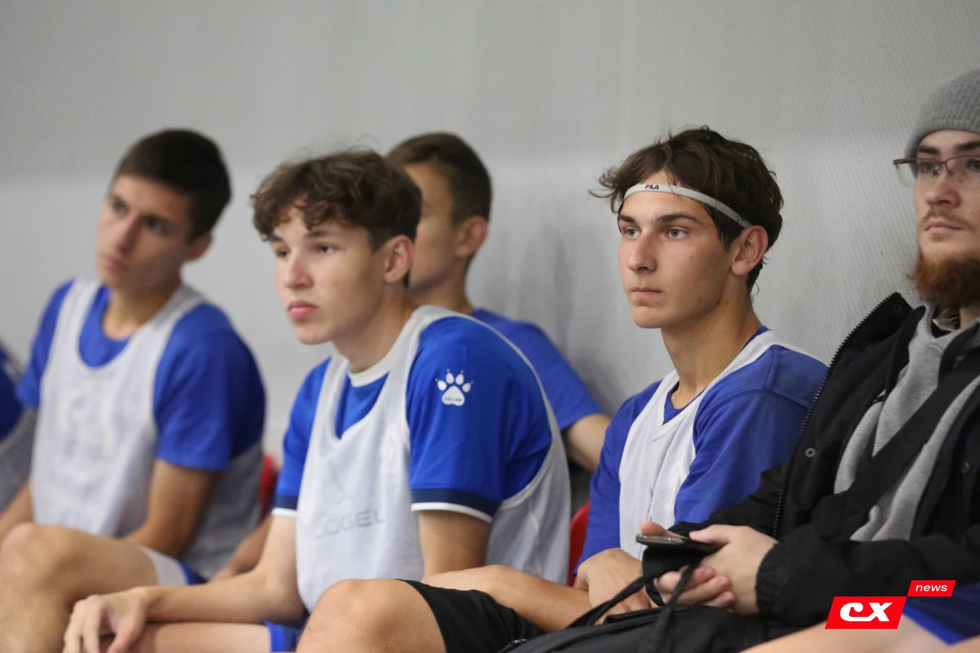 «Темп» 1:0 «Динамо-Барнаул-М». Третья лига. 05.10.2025. Александр Чёрный («Алтайский спорт»), Владимир Мартынов («CX News») — кадр 245