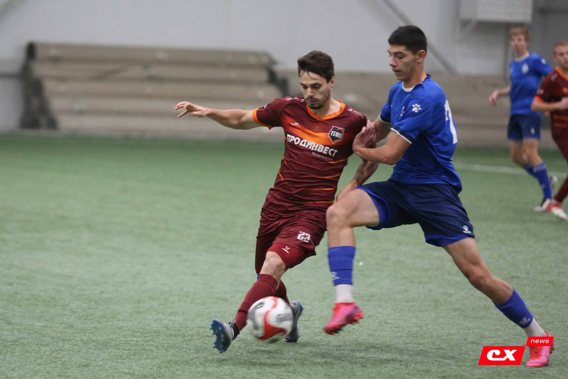 «Темп» 1:0 «Динамо-Барнаул-М». Третья лига. 05.10.2025. Александр Чёрный («Алтайский спорт»), Владимир Мартынов («CX News») — кадр 266