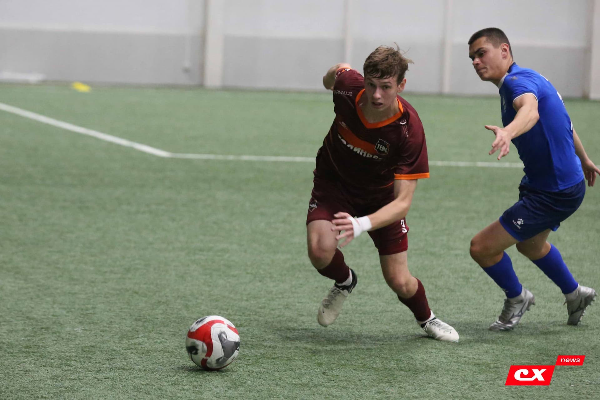 «Темп» 1:0 «Динамо-Барнаул-М». Третья лига. 05.10.2025. Александр Чёрный («Алтайский спорт»), Владимир Мартынов («CX News») — кадр 324