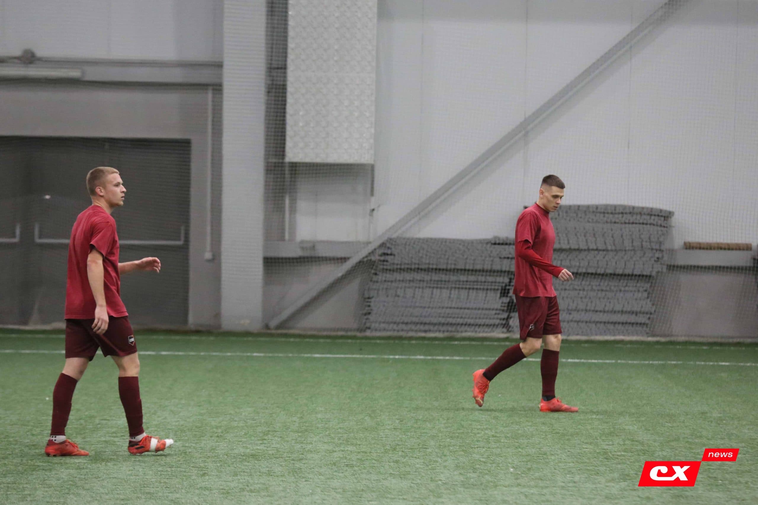 «Темп» 1:0 «Динамо-Барнаул-М». Третья лига. 05.10.2025. Александр Чёрный («Алтайский спорт»), Владимир Мартынов («CX News») — кадр 96