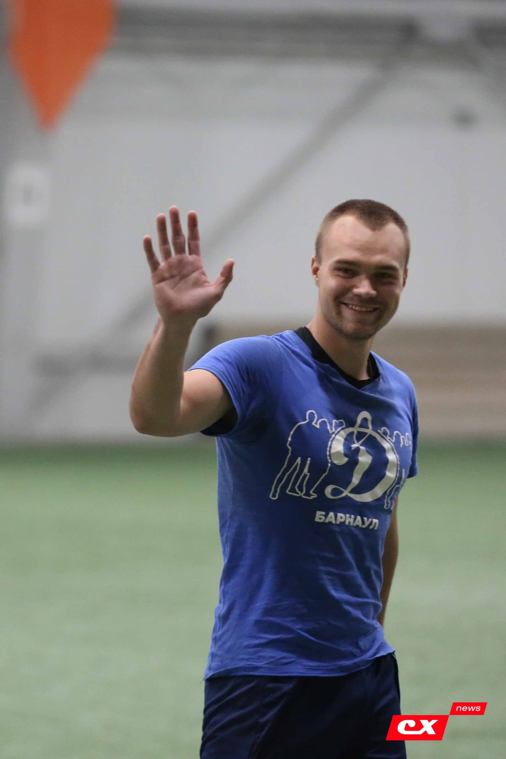 «Темп» 1:0 «Динамо-Барнаул-М». Третья лига. 05.10.2025. Александр Чёрный («Алтайский спорт»), Владимир Мартынов («CX News») — кадр 118