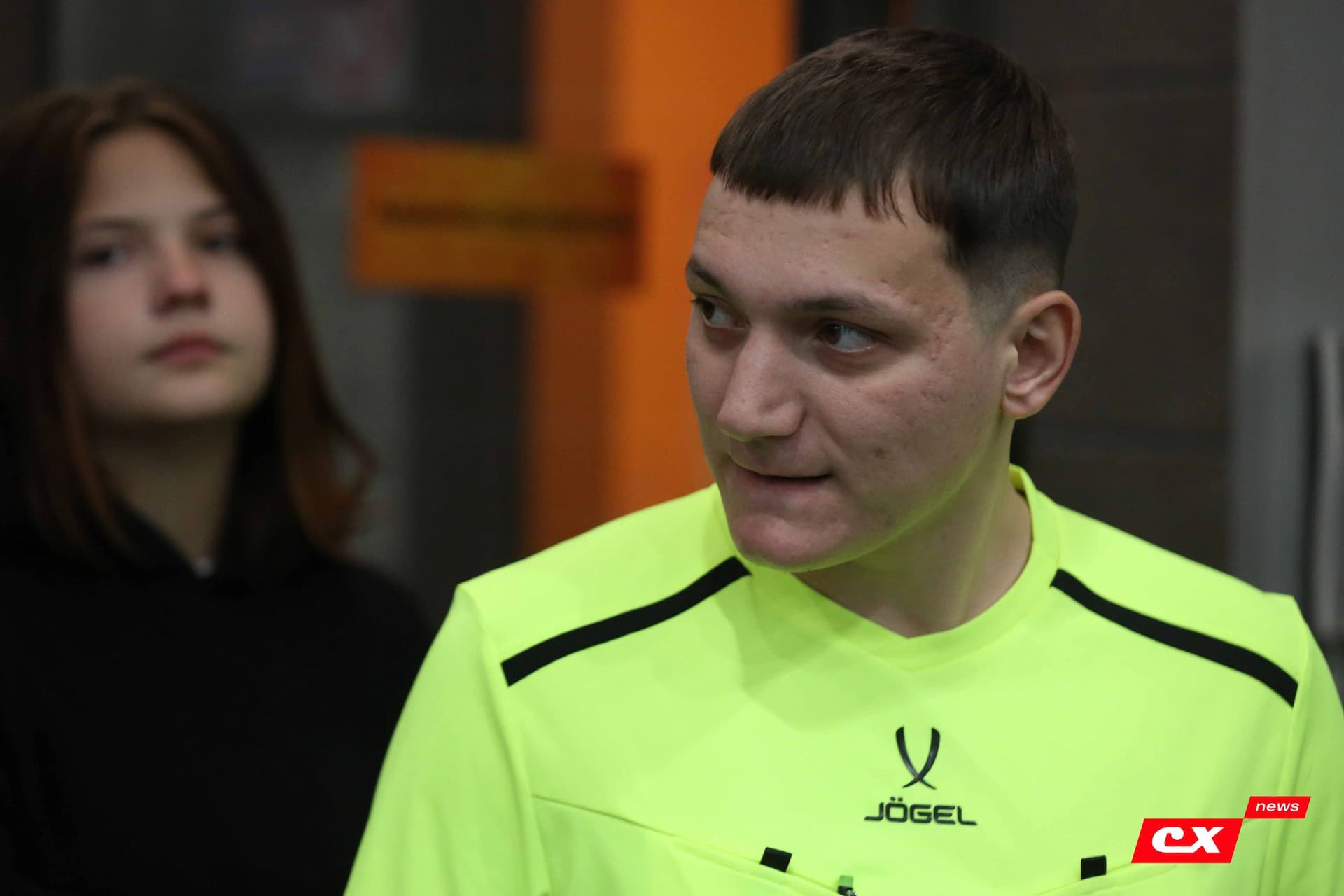 «Темп» 1:0 «Динамо-Барнаул-М». Третья лига. 05.10.2025. Александр Чёрный («Алтайский спорт»), Владимир Мартынов («CX News») — кадр 123