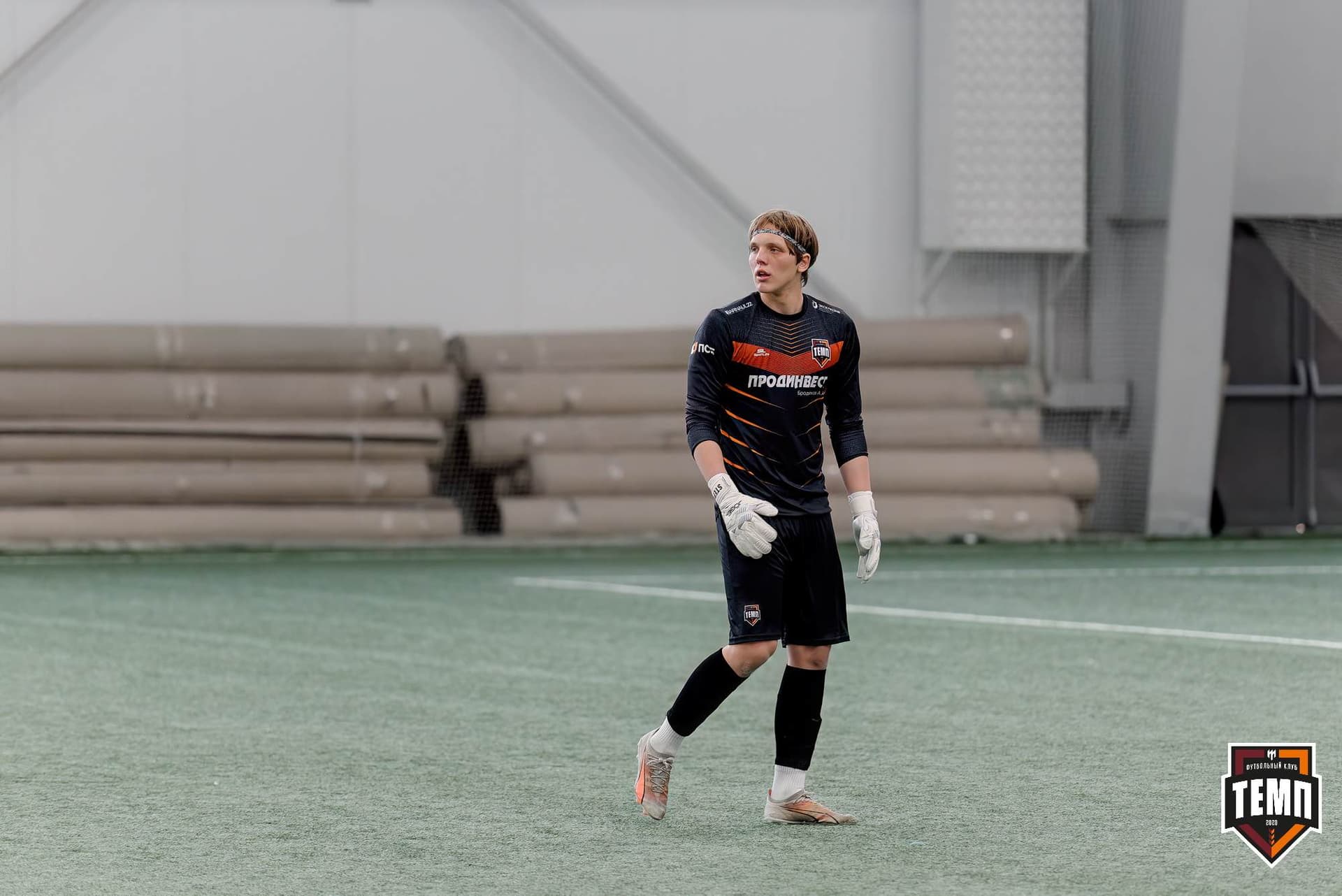 «Темп» 1:0 «Новокузнецк». Третья лига. 02.05.2025 — кадр 100