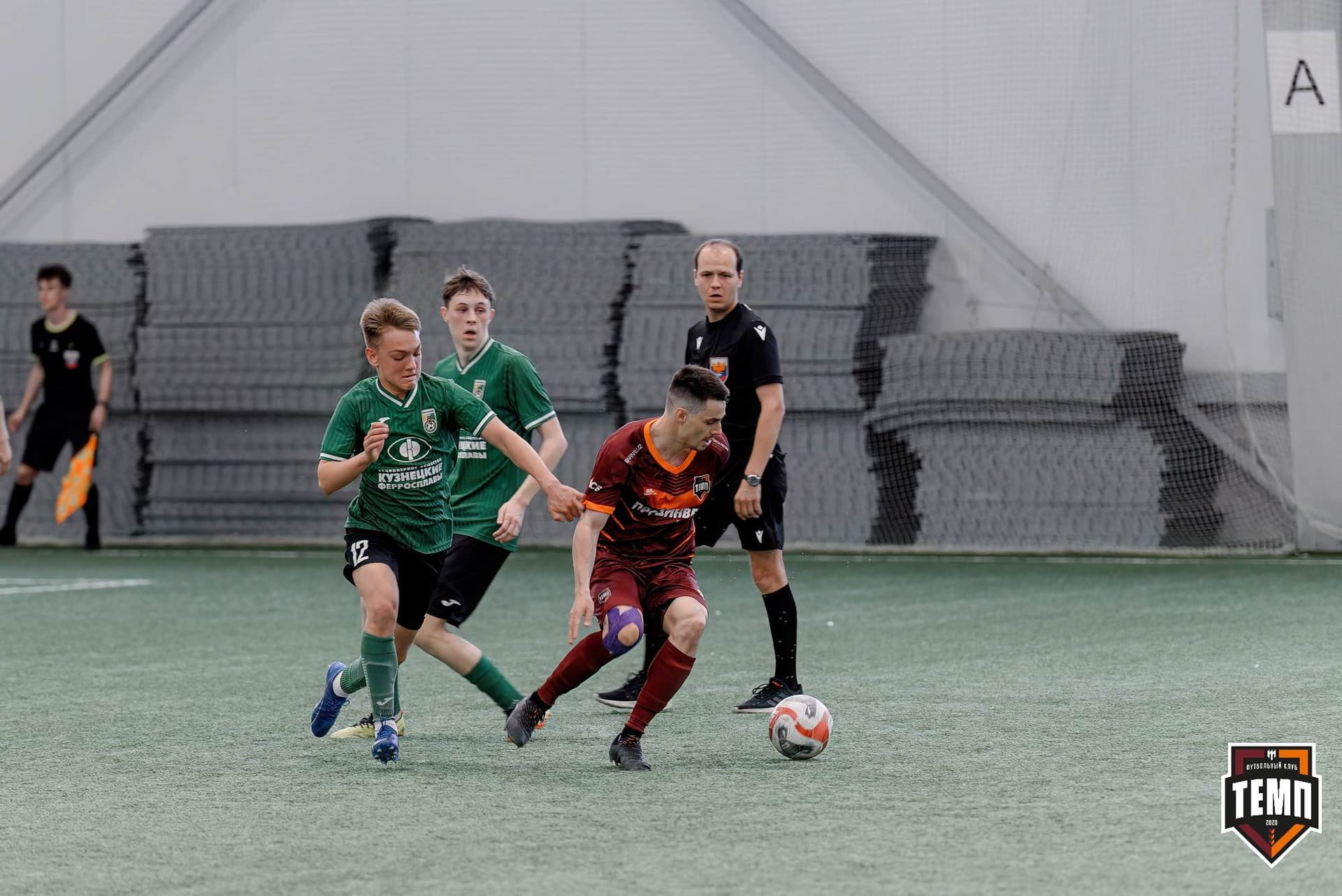«Темп» 1:0 «Новокузнецк». Третья лига. 02.05.2025 — кадр 122