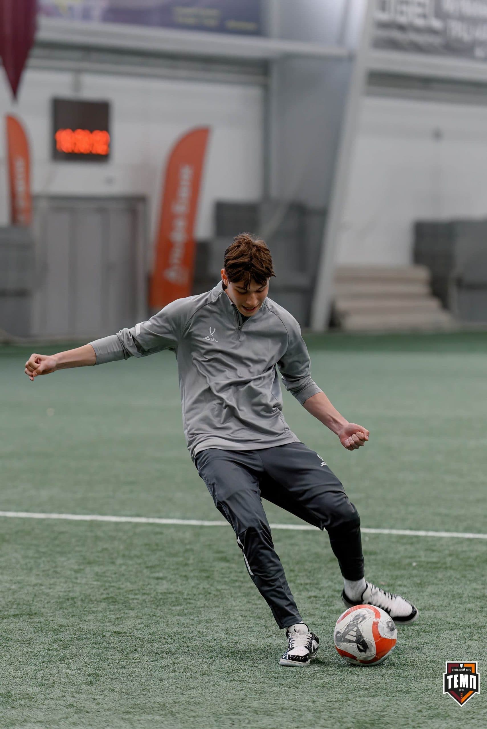 «Темп» 1:0 «Новокузнецк». Третья лига. 02.05.2025 — кадр 169