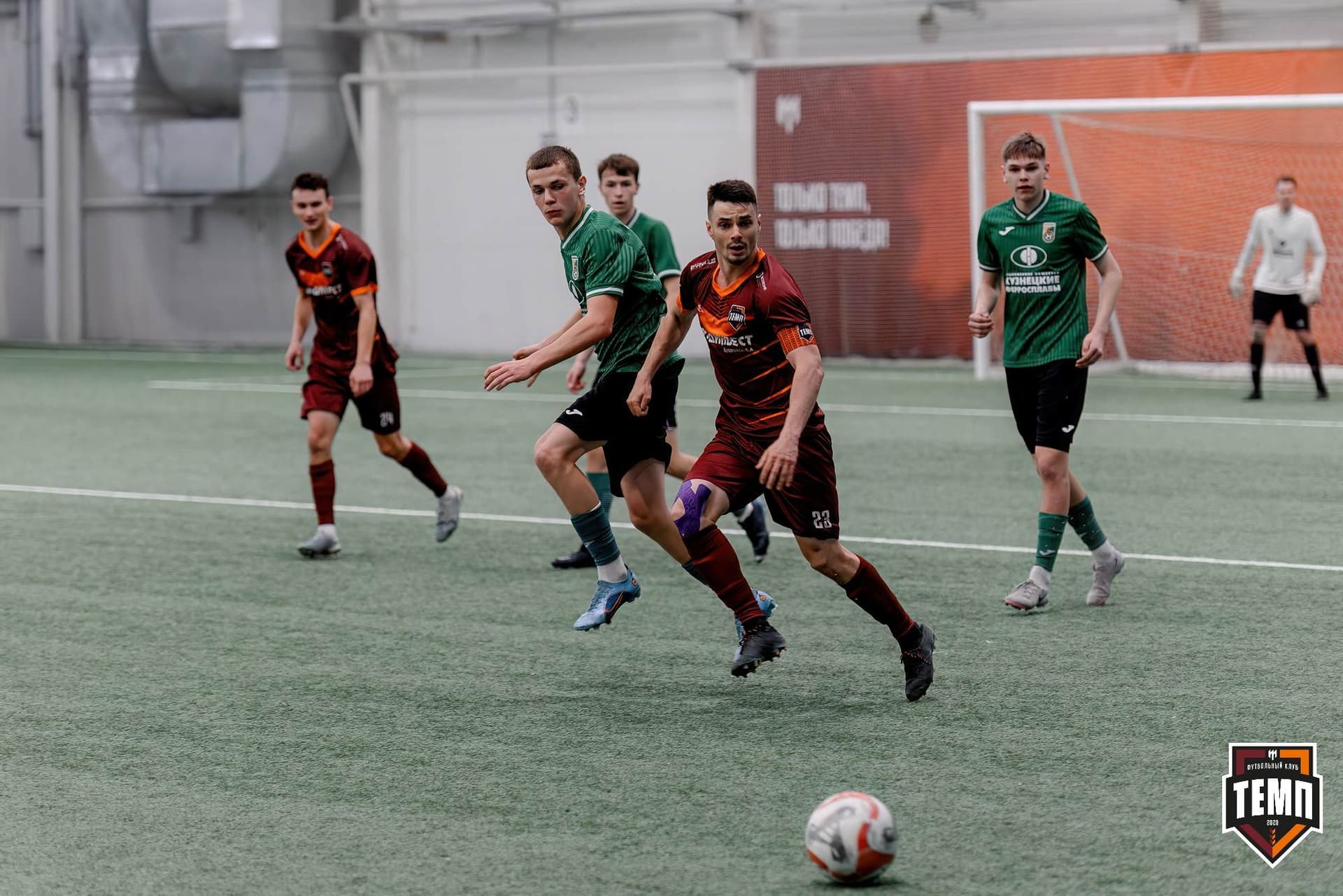 «Темп» 1:0 «Новокузнецк». Третья лига. 02.05.2025 — кадр 180