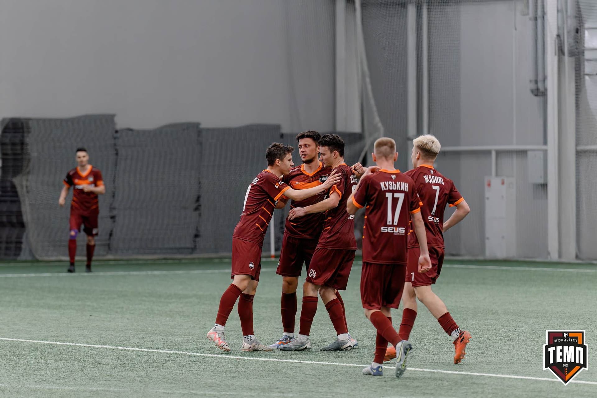 «Темп» 1:0 «Новокузнецк». Третья лига. 02.05.2025 — кадр 183