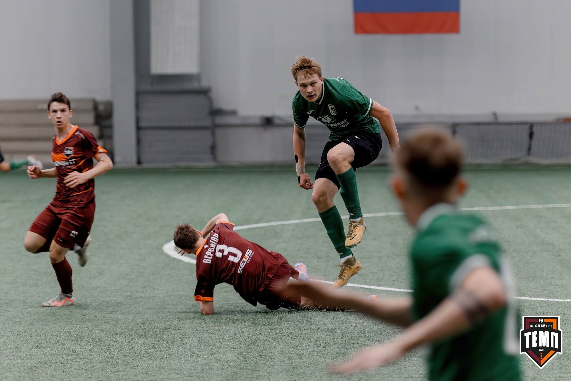 «Темп» 1:0 «Новокузнецк». Третья лига. 02.05.2025 — кадр 198