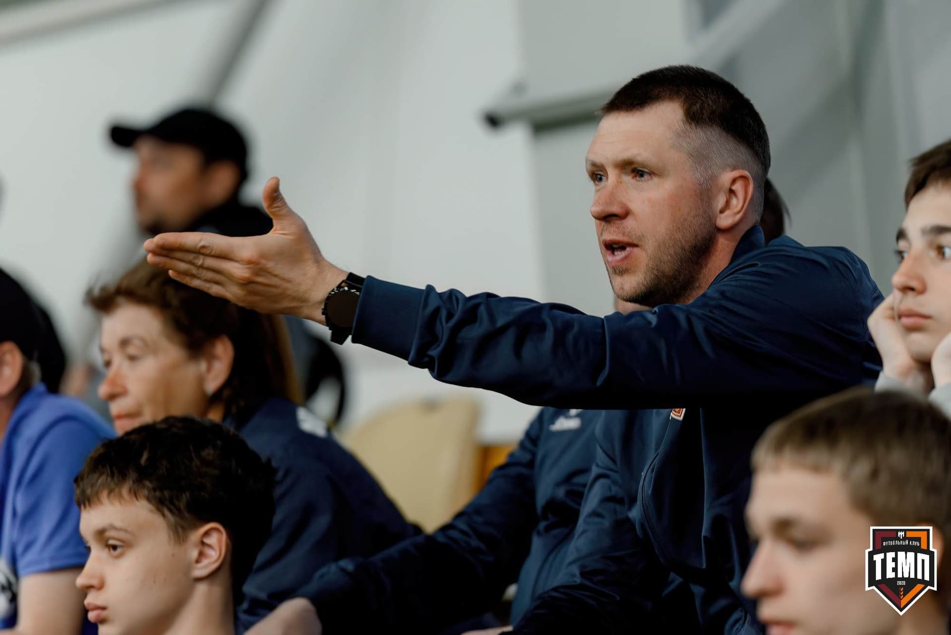 «Темп» 1:0 «Новокузнецк». Третья лига. 02.05.2025 — кадр 218