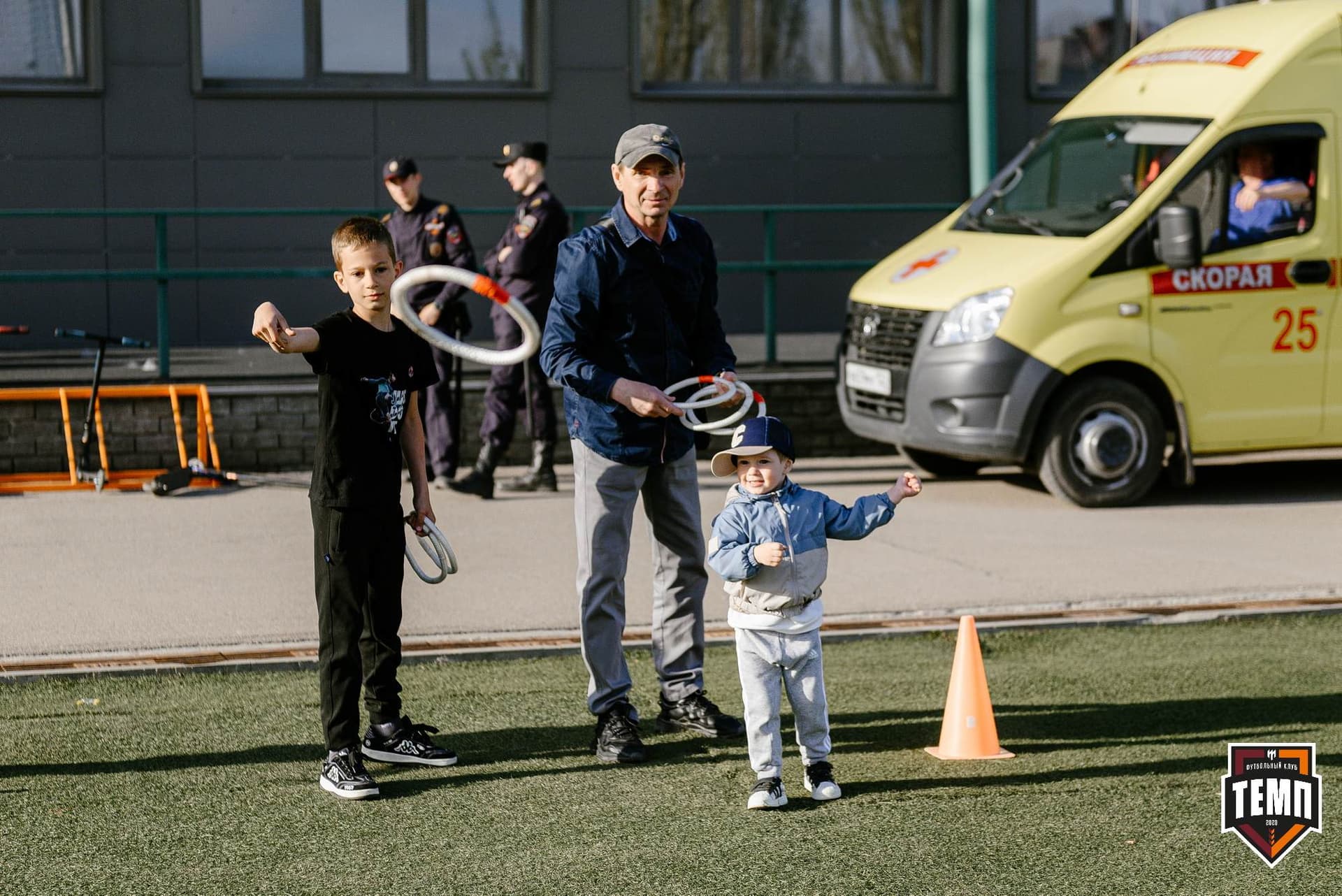 «Темп» 1:0 «Новокузнецк». Третья лига. 02.05.2025 — кадр 5