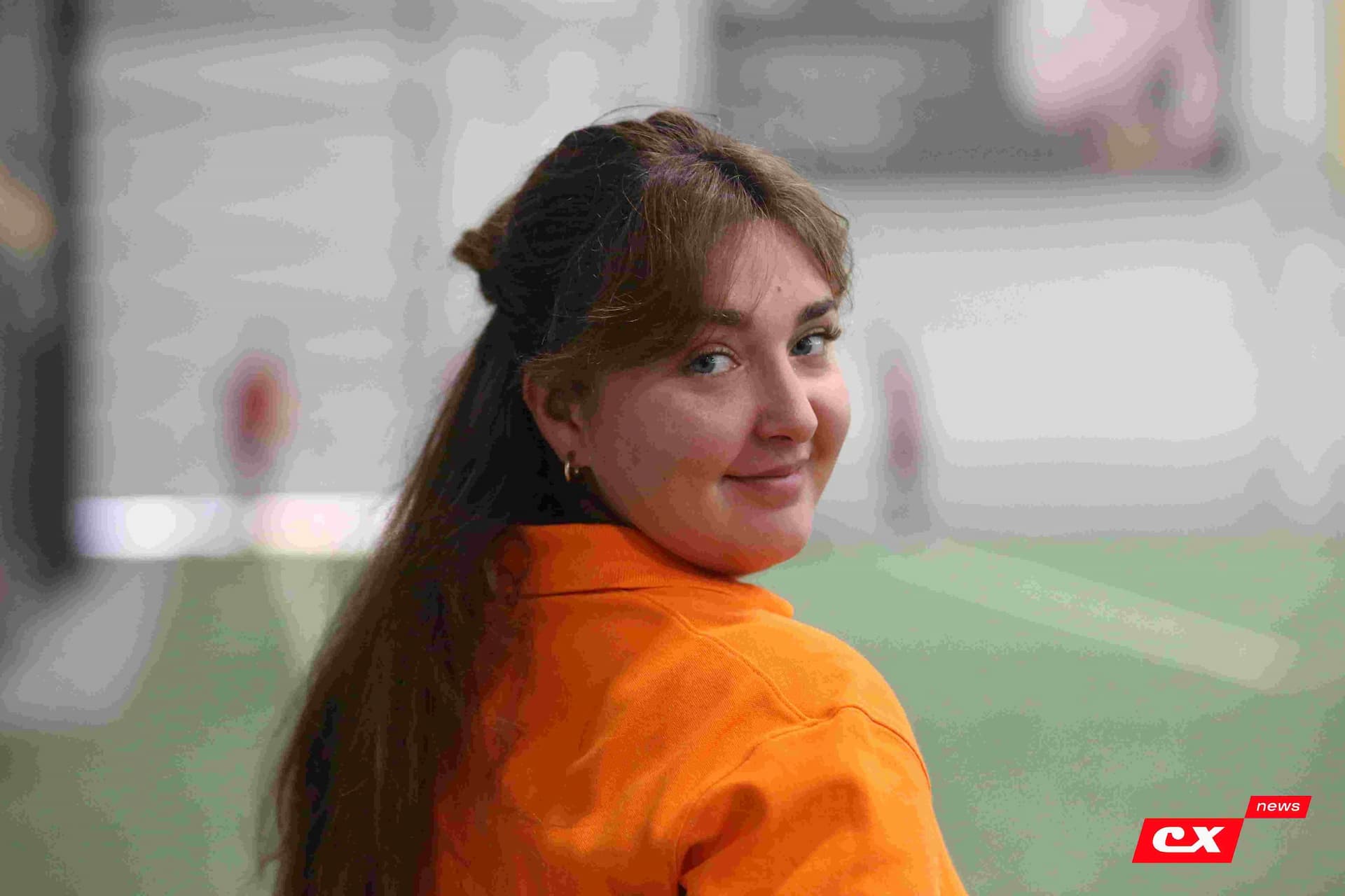 «Темп» 1:1 «КДВ». Третья лига. 26.09.2025. Владимир Мартынов («CX News») и Александр Чёрный («Алтайский спорт») — кадр 104