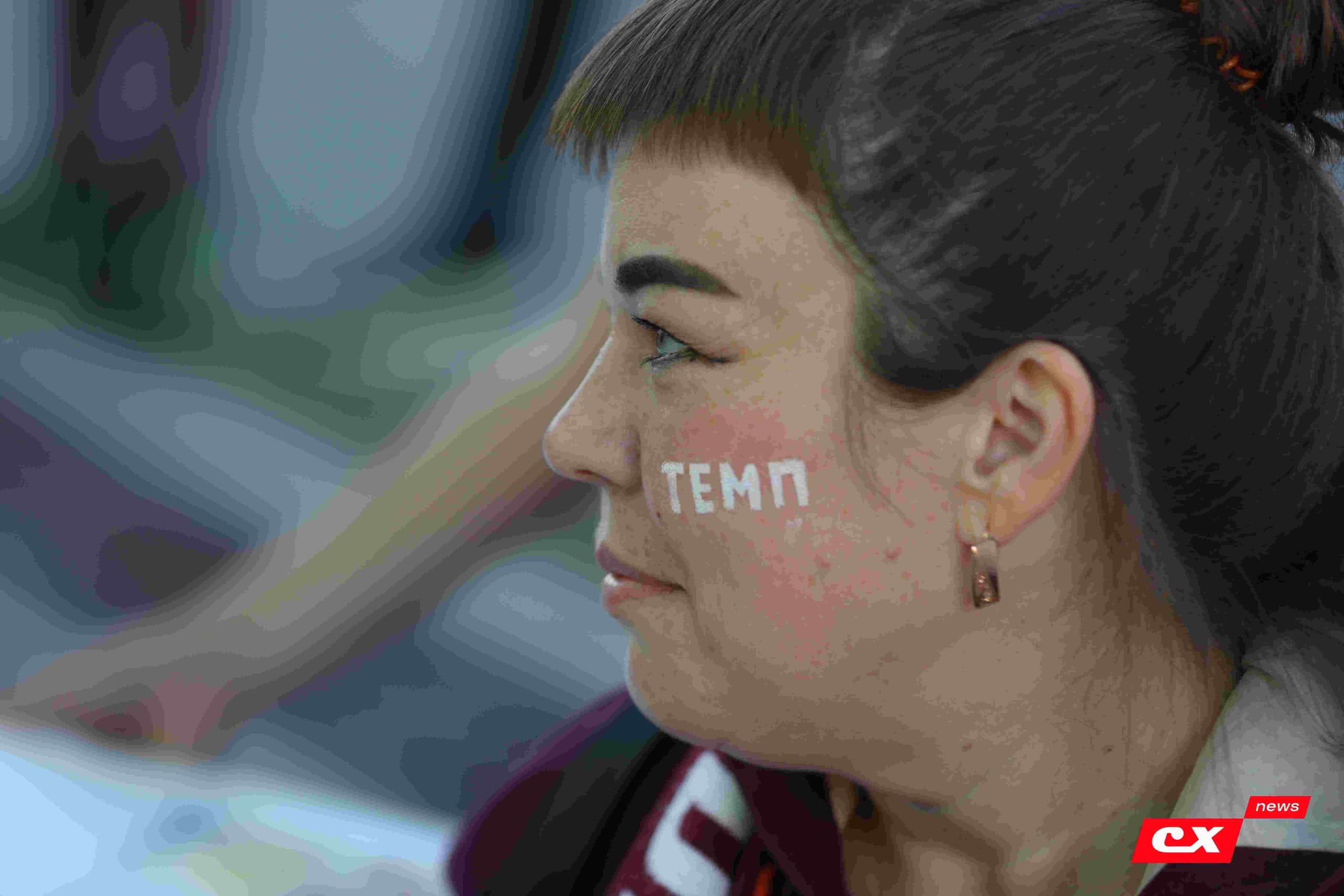 «Темп» 1:1 «КДВ». Третья лига. 26.09.2025. Владимир Мартынов («CX News») и Александр Чёрный («Алтайский спорт») — кадр 51