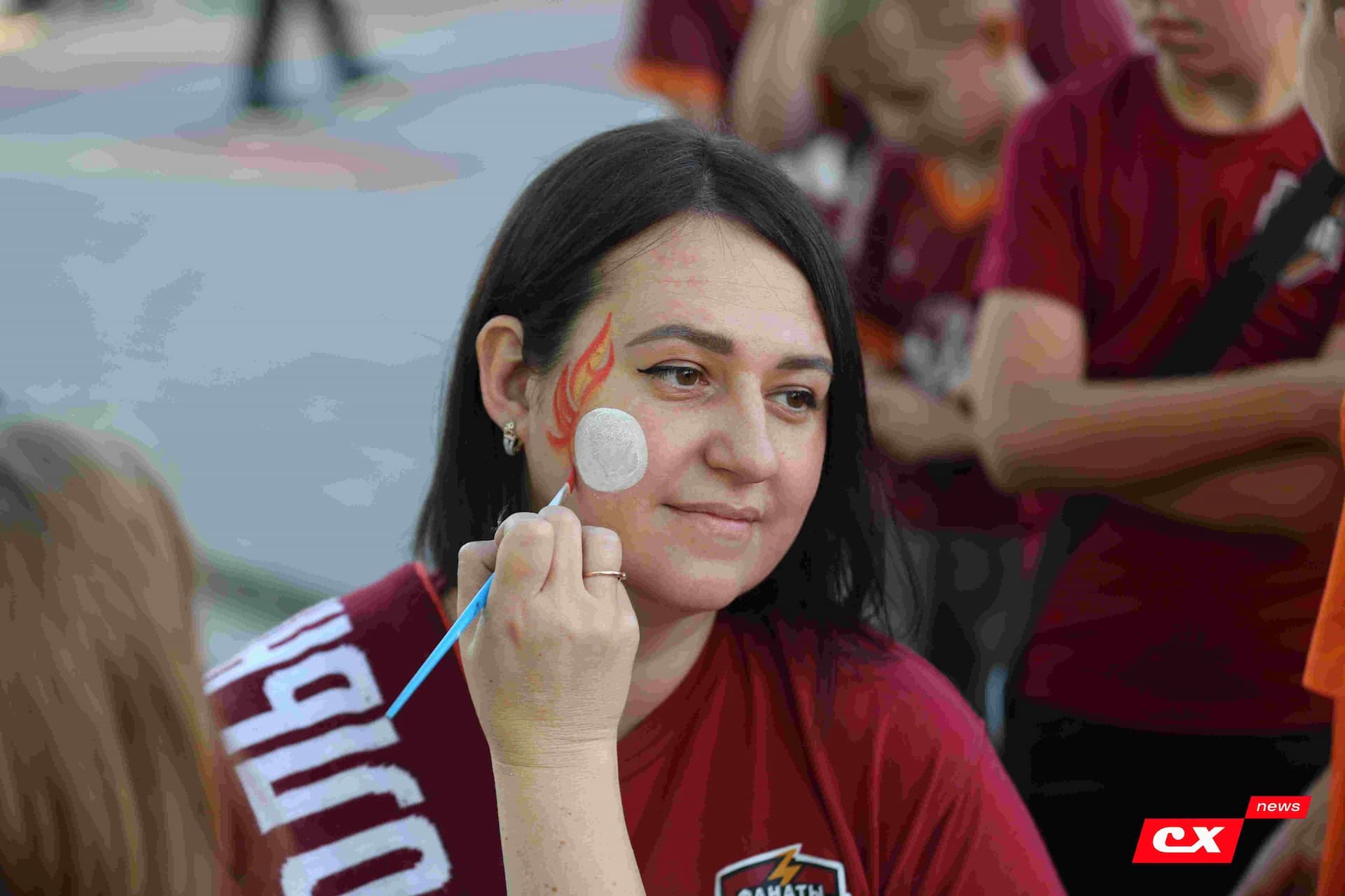 «Темп» 1:1 «КДВ». Третья лига. 26.09.2025. Владимир Мартынов («CX News») и Александр Чёрный («Алтайский спорт») — кадр 59