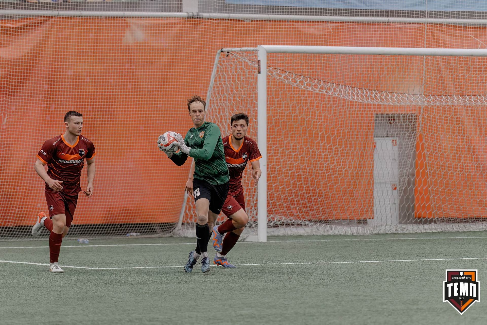 «Темп» 2:0 «Распадская». Третья лига. 04.05.2025 — кадр 201