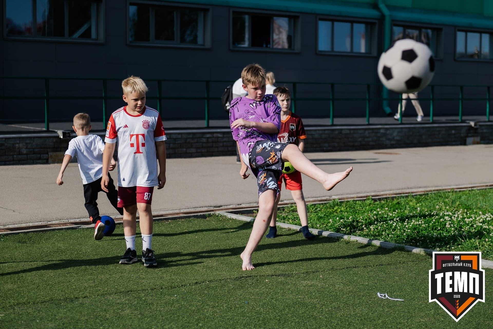 «Темп» 2:1 «Полимер». Третья лига. 21.06.2024 — кадр 10