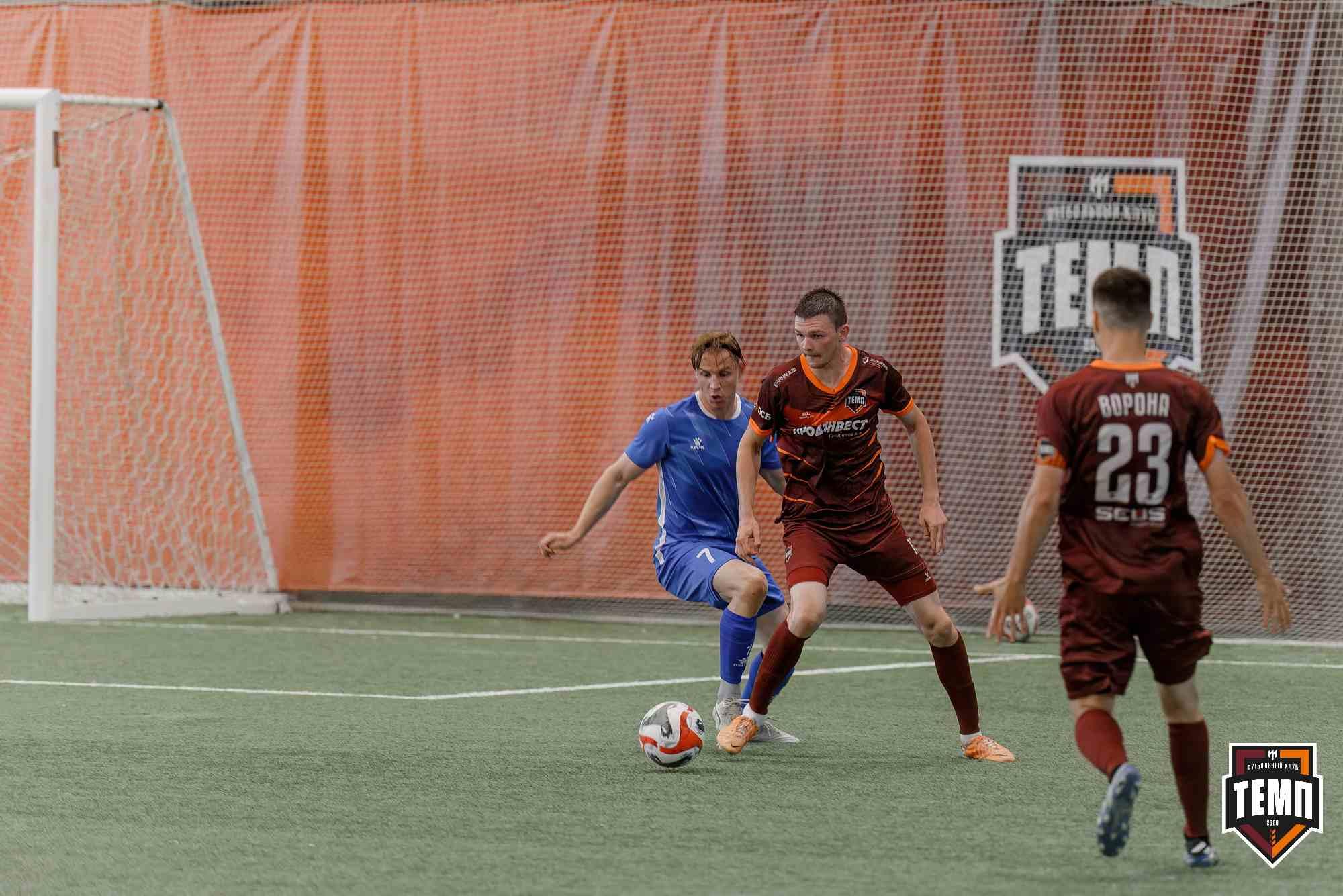 Выбираем лучший гол июня!