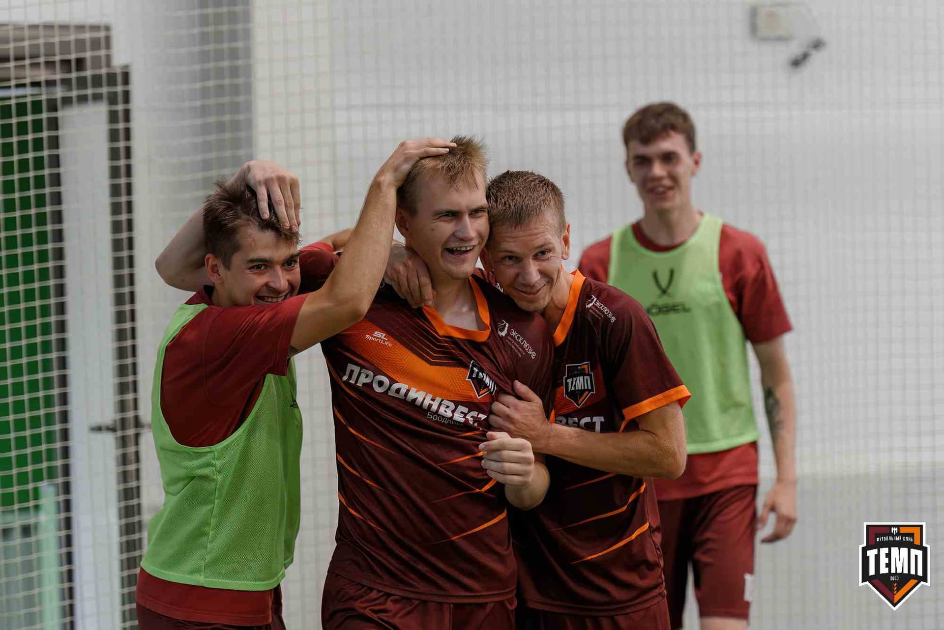 «Темп» 4:1 «Сибирь-М». Третья лига. 22.06.2025 — кадр 202