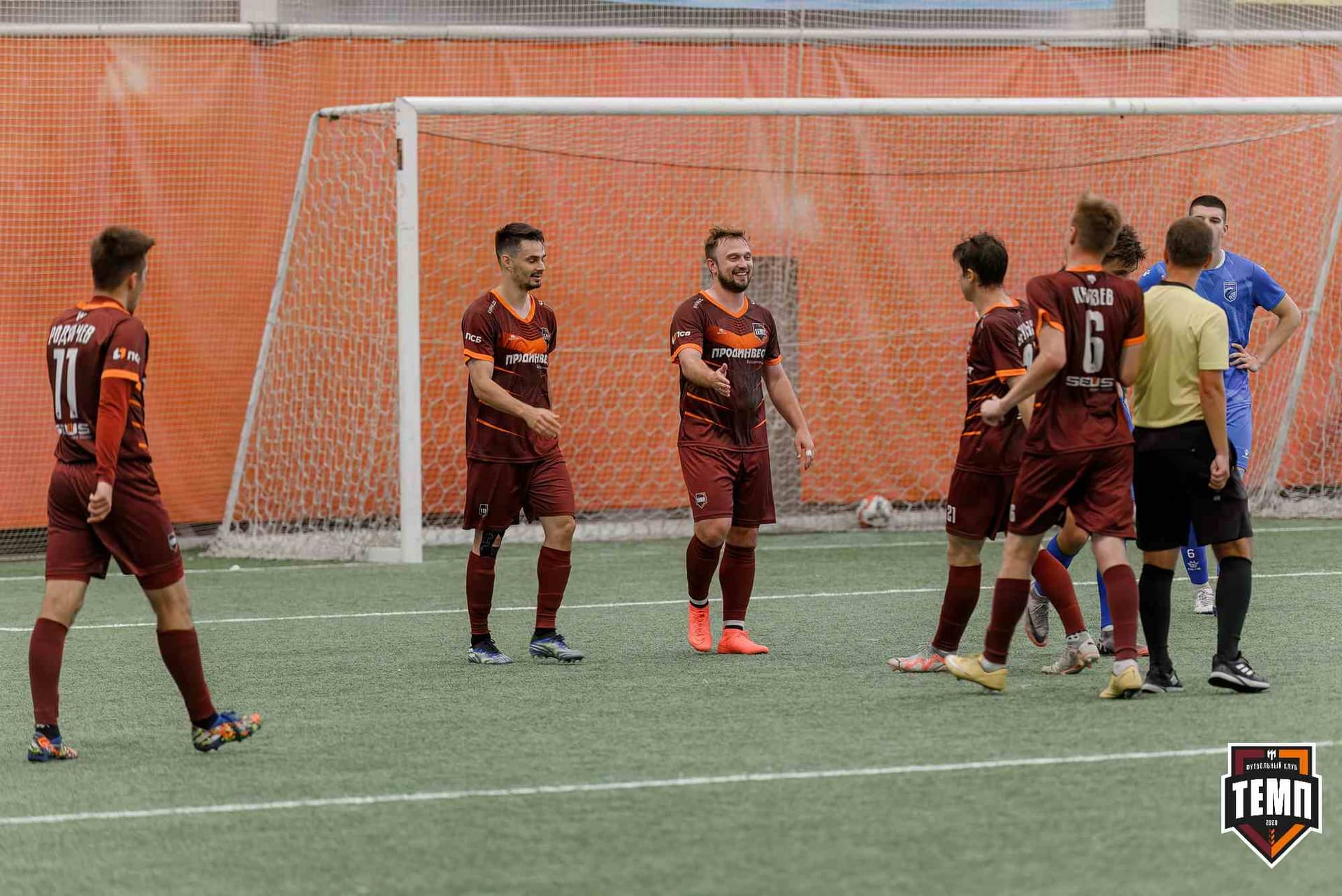 «Темп» 4:1 «Сибирь-М». Третья лига. 22.06.2025 — кадр 250