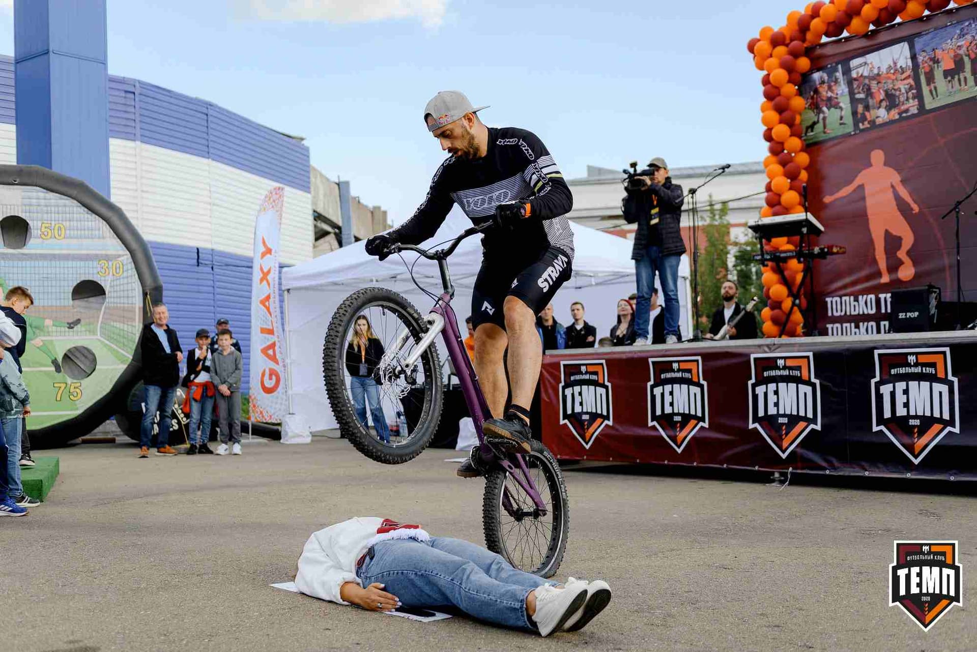 «Темп» 2:2 (пен. 3-1) «Уралец-ТС». FONBET Кубок России. 07.08.2025 — кадр 145