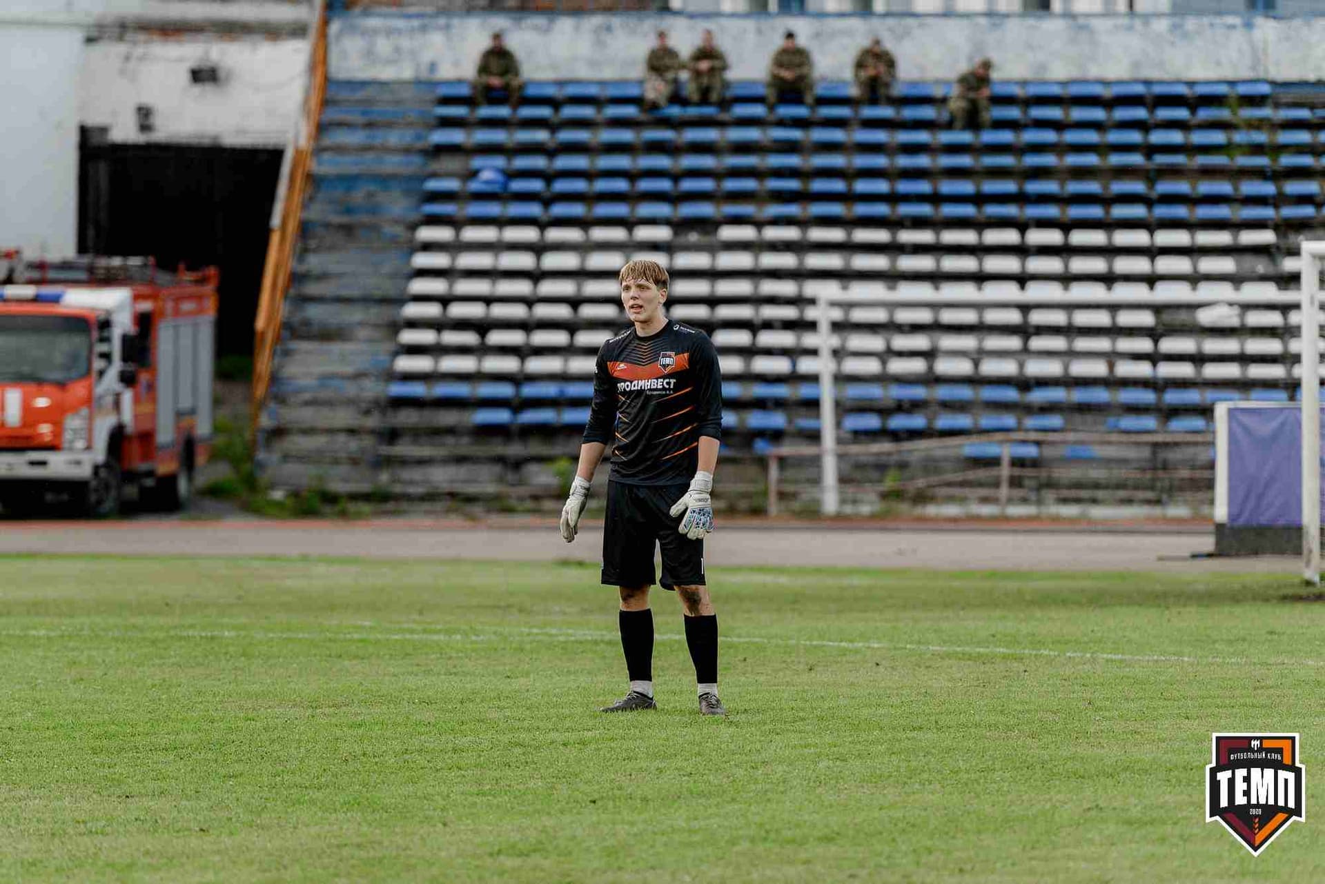 «Темп» 2:2 (пен. 3-1) «Уралец-ТС». FONBET Кубок России. 07.08.2025 — кадр 465